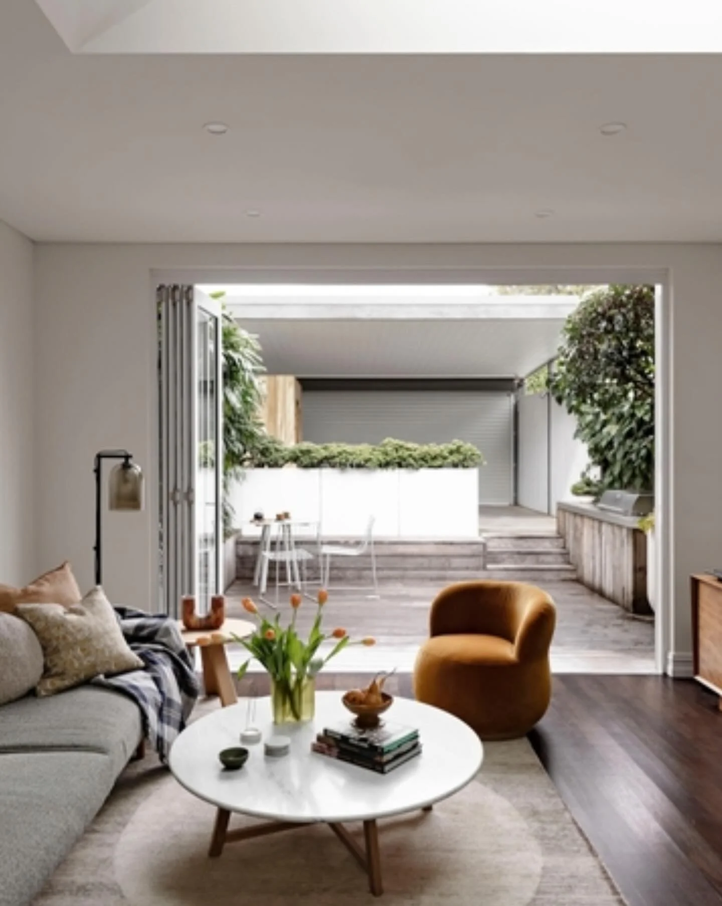 🏡✨ How to build your dream home&mdash;without the stress (and without loathing your builder at handover!)

Too many cooks = confusion.

Architect, designer, builder, engineer&hellip; by the time your plans reach site, the budget&rsquo;s blown and th