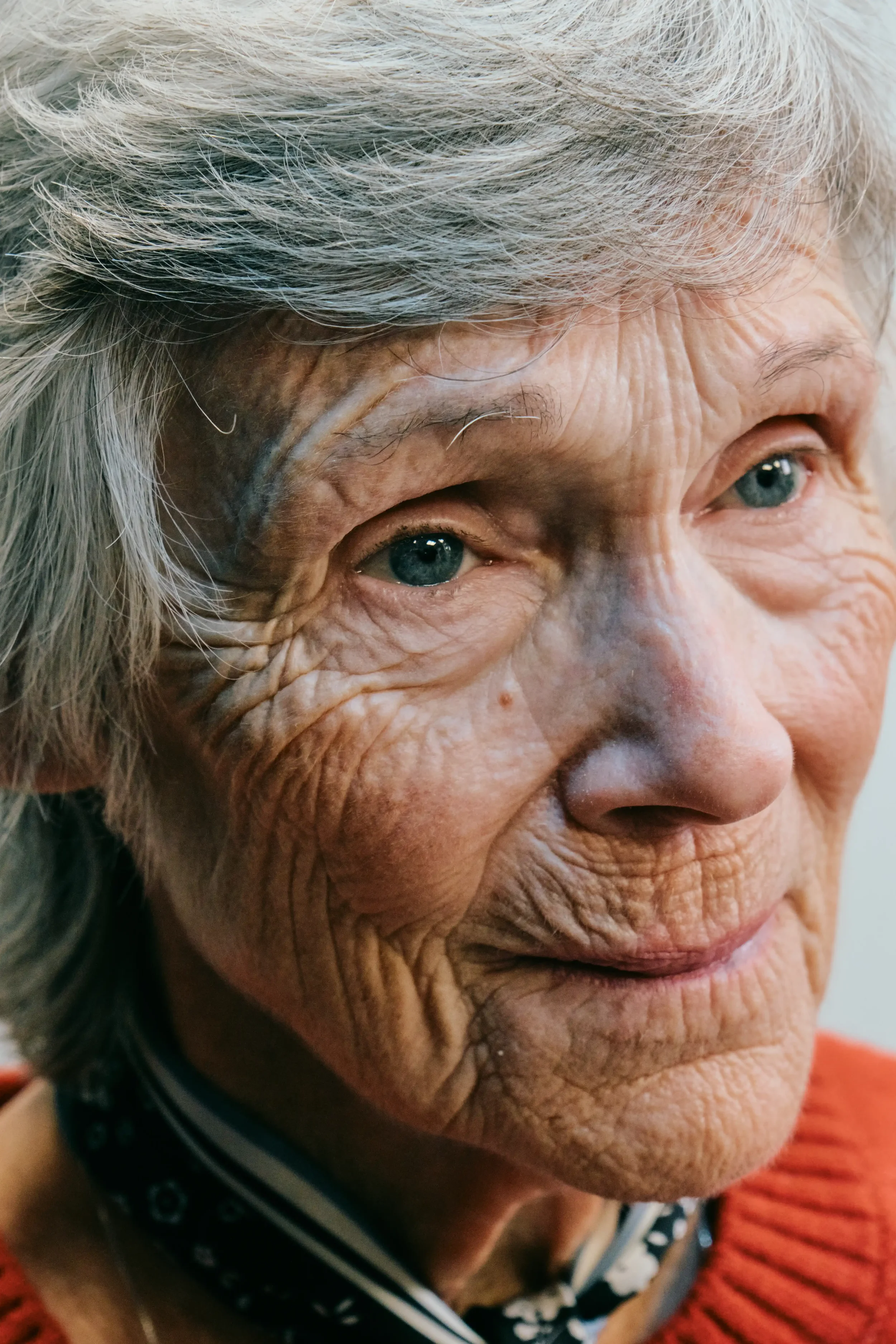 4@audreypersaudphoto_JoyChair_Day02_Selects_10-17-25 (1).webp