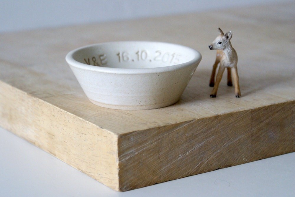 https://i.etsystatic.com/5602627/r/il/c12d4a/835696327/il_fullxfull.835696327_5nqf.jpg