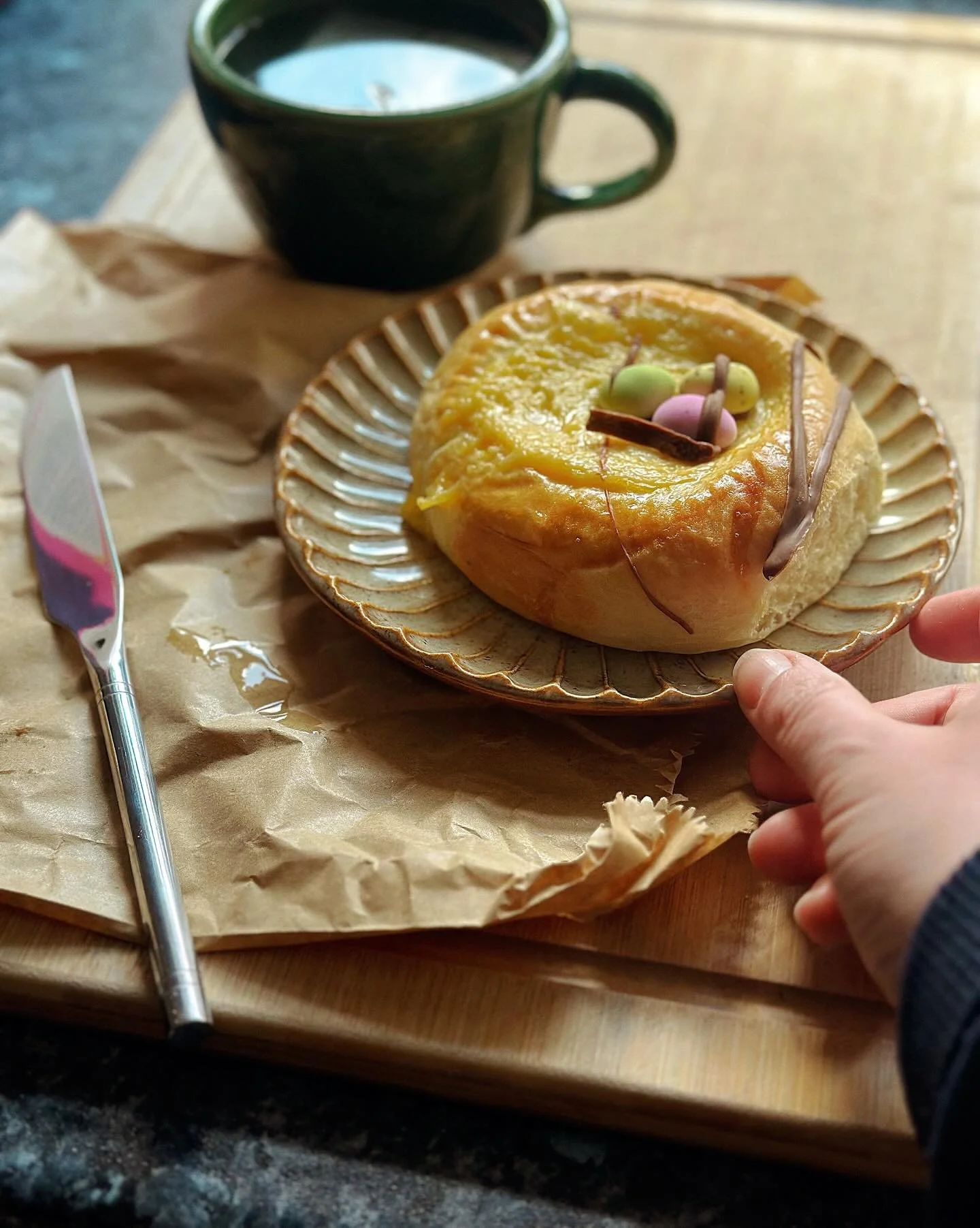 Easter bank holiday trip to @koseligbakeri yes please! After what feels like a typical spring day of rain, high winds and sunshine. Nice to drop in and see some new items on the counter like this mini egg custard brioche. Nice 👌 #bakerytreats #cafeb