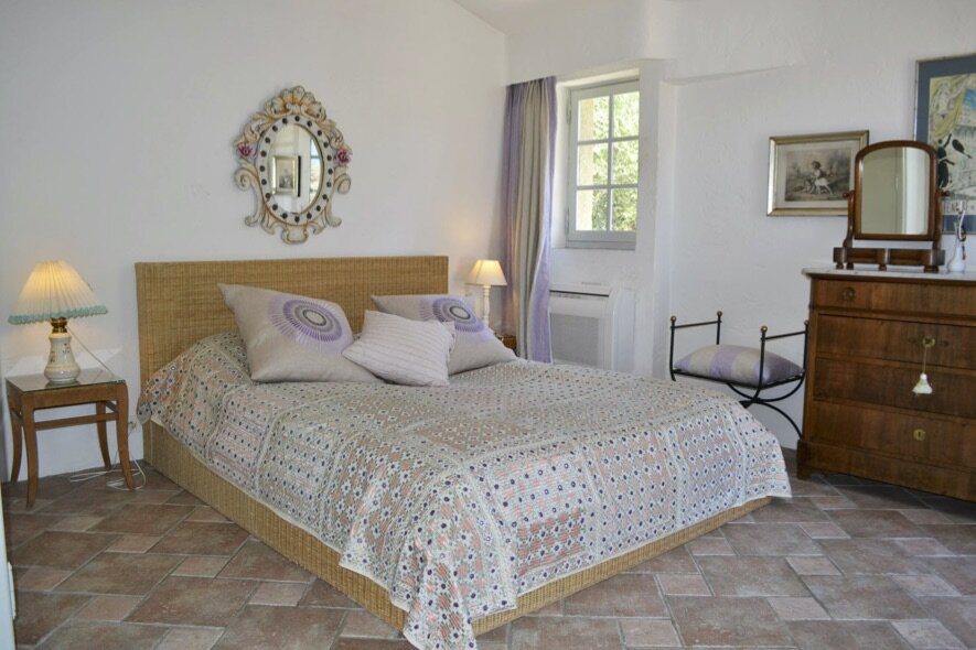 Castellaras-67-bedroom.jpg