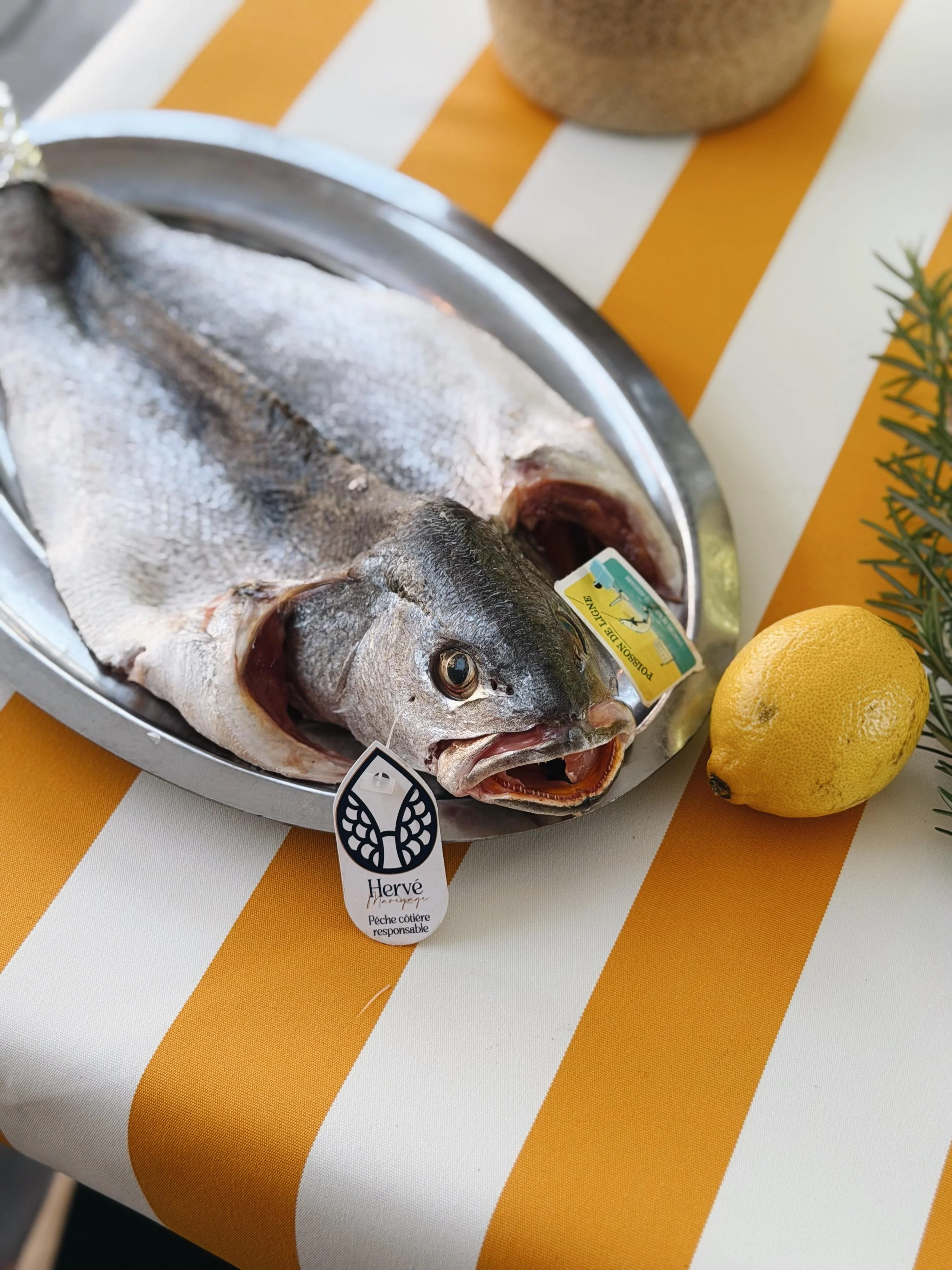 poisson grillé à la cheminée.jpeg