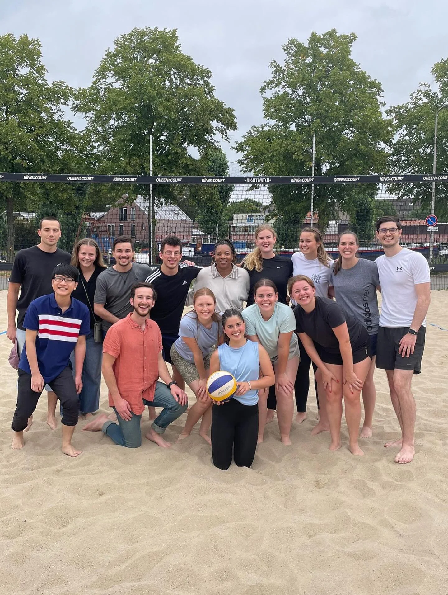 Volleyball last Sunday was AMAZING 😎
Join us for a treasure hunt in Utrecht this coming Sunday. Directly after church.