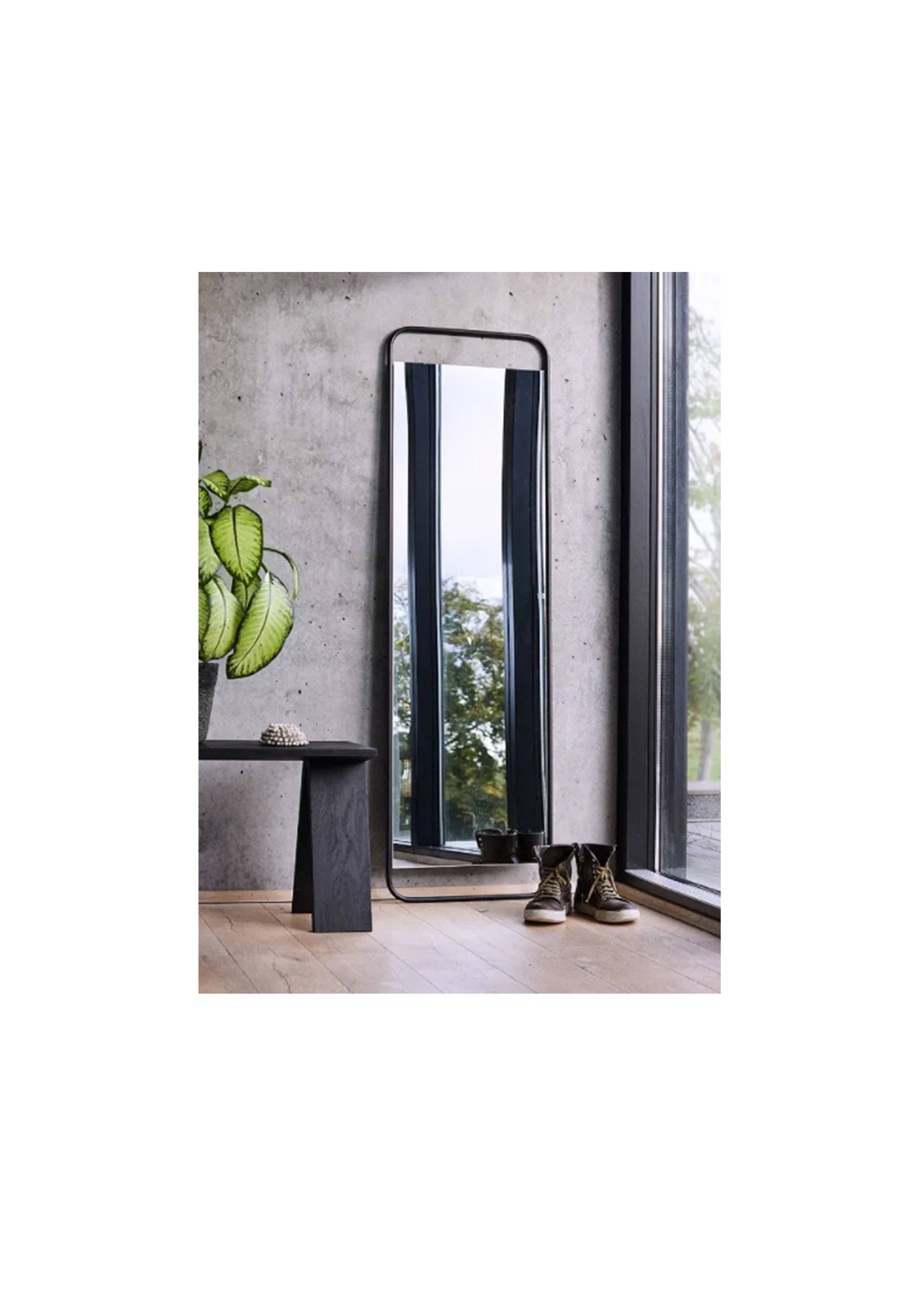 C_mirror_04.png
