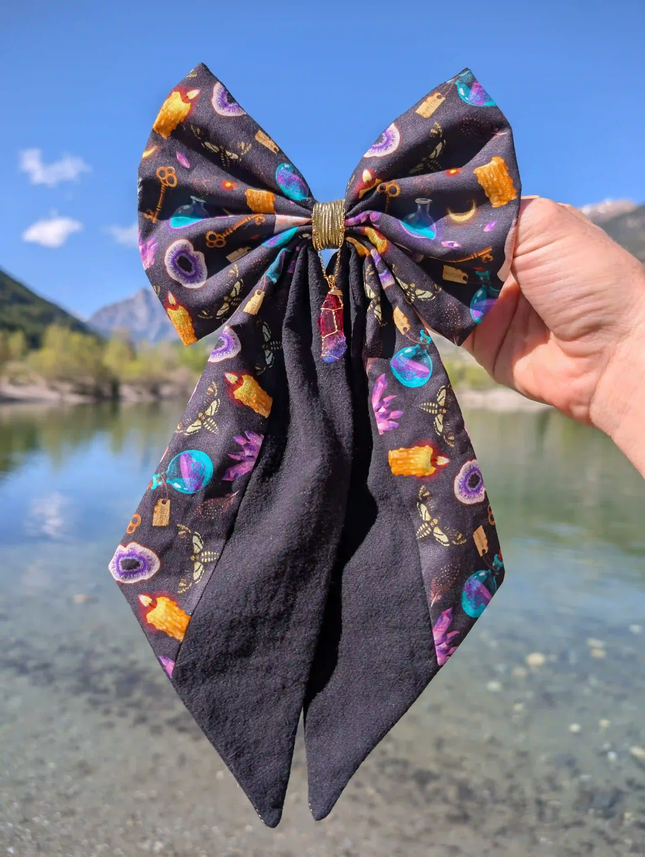 noeud witchy au bord d'un lac (copie)