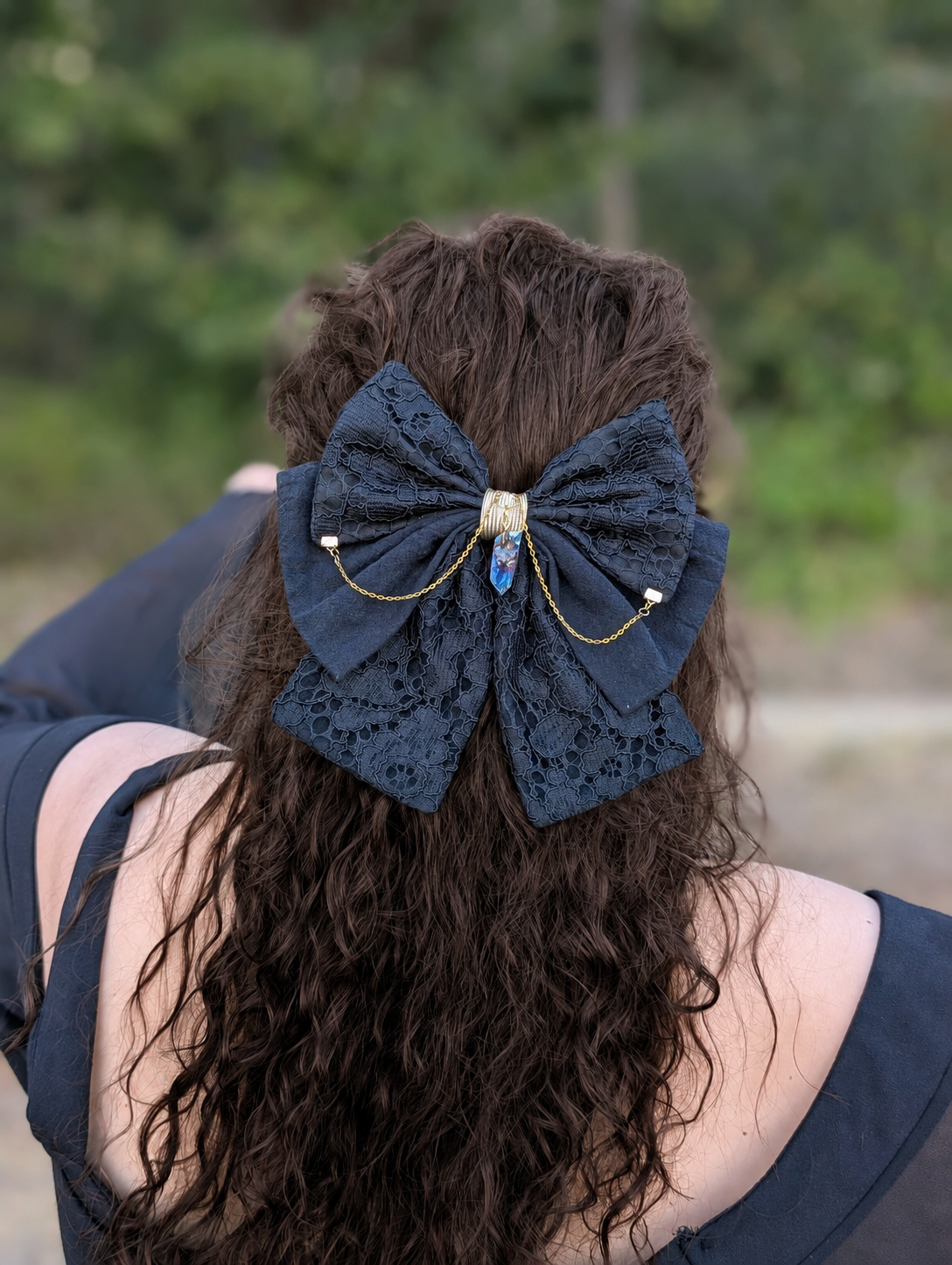 Coiffure avec un nœud : 3 idées et tutoriels pas à pas