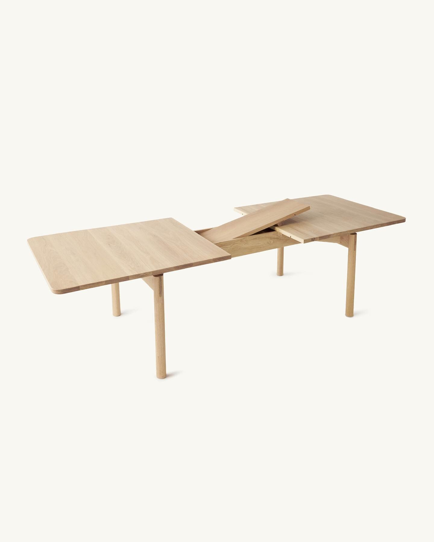 The Together Table Extendable packs its parts within its frame. 

Additional table top space enables additional seating space, as such the table can seat from 4-8, plus extra on the ends :)

Solid timber throughout. Pictured in American Oak.

Photogr