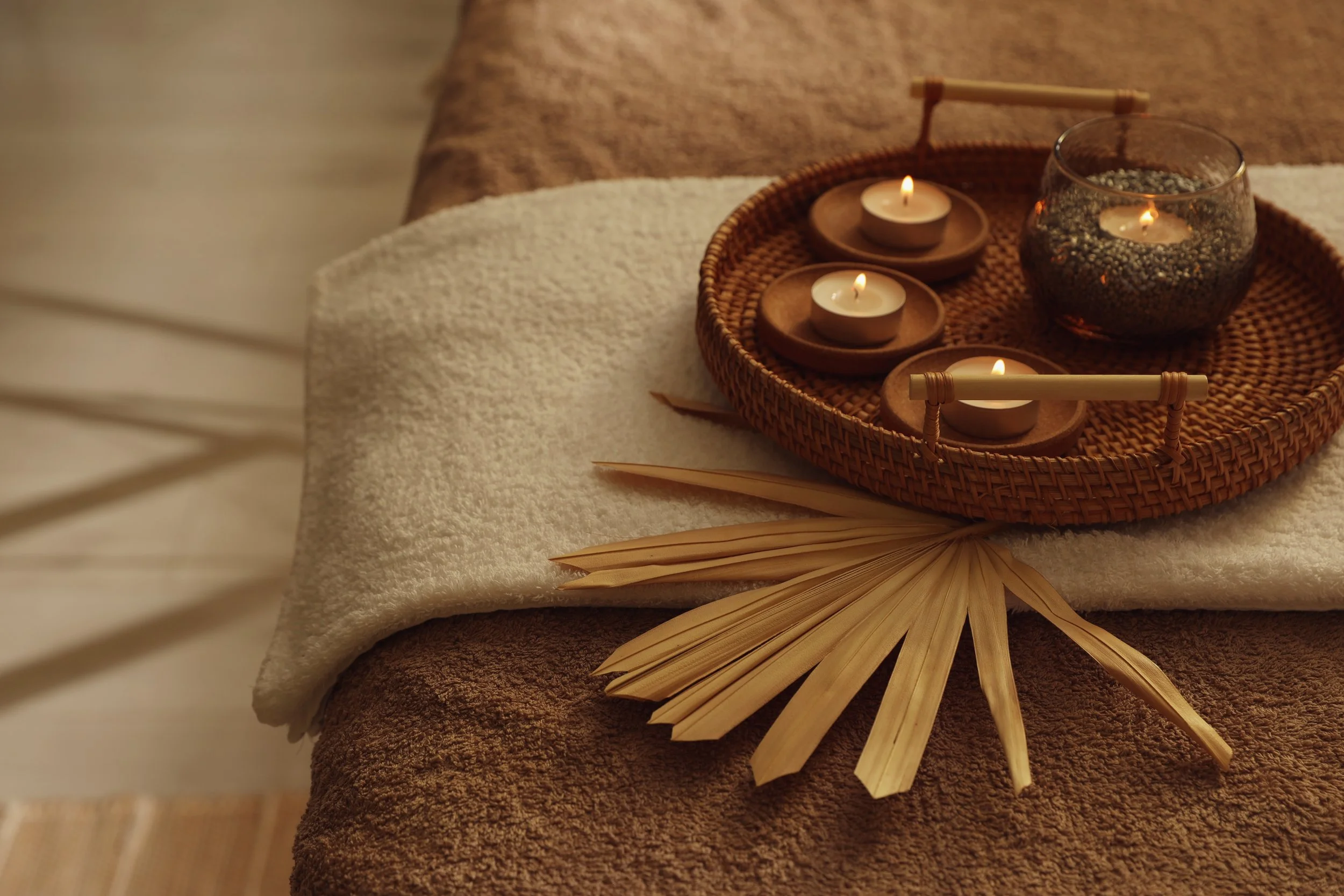 wicker-basket-with-burning-candles-dry-palm-leaf-2026-05-13-17-48-49-utc.jpg