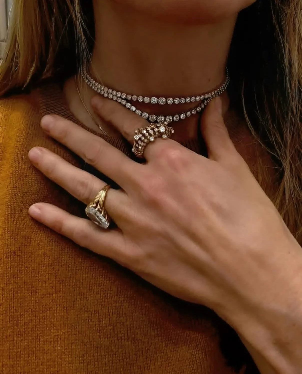 Join us next week, Thursday Oct. 9th from 10AM - 6PM for our Fall Open House featuring new designer @ondynfinejewelry ! ✨

.
.
.
.
#vanbrockjewels #finejewelry #shoplocal #goldjewelry #jewelry #kcmo #kansascity #instajewelry #jewelryaddict #jewelrylo