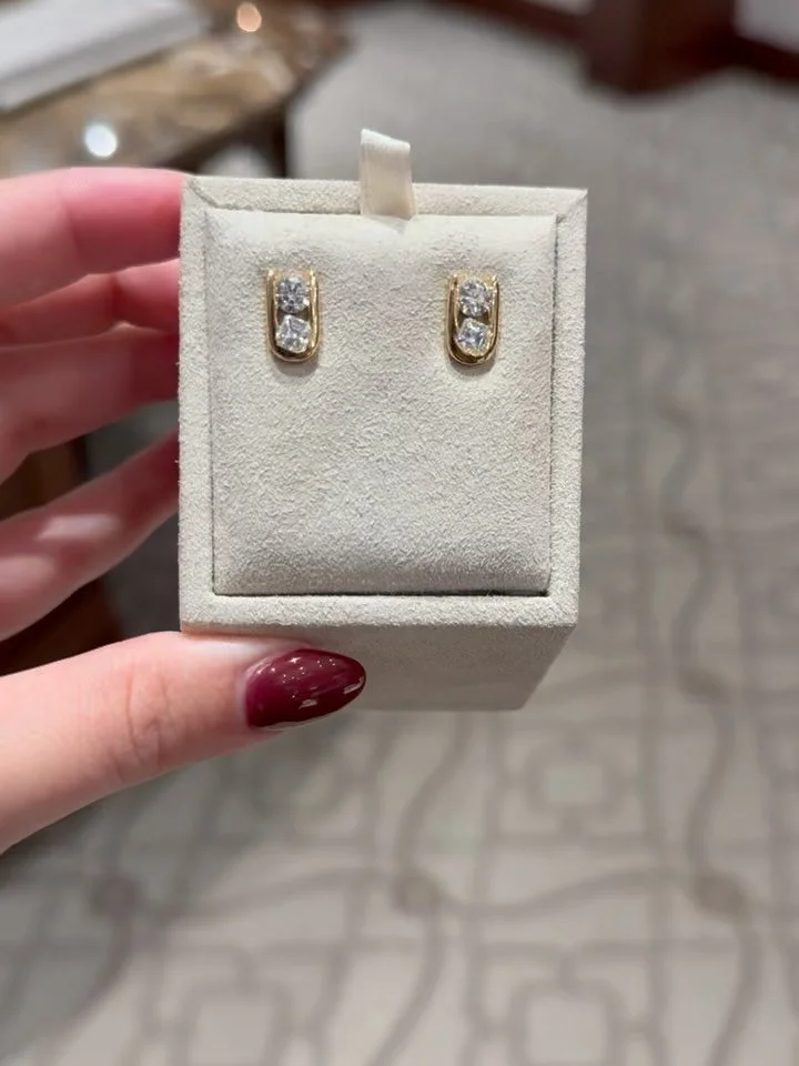 which style are you picking?!
@uniform_object 
#vanbrockjewels #finejewelry #shoplocal #goldjewelry #jewelry #kcmo #kansascity #instajewelry #jewelryaddict #jewelrylover #jewelry #earrings #earringstyle #privatejeweler #luxury #luxuryshopping #luxur