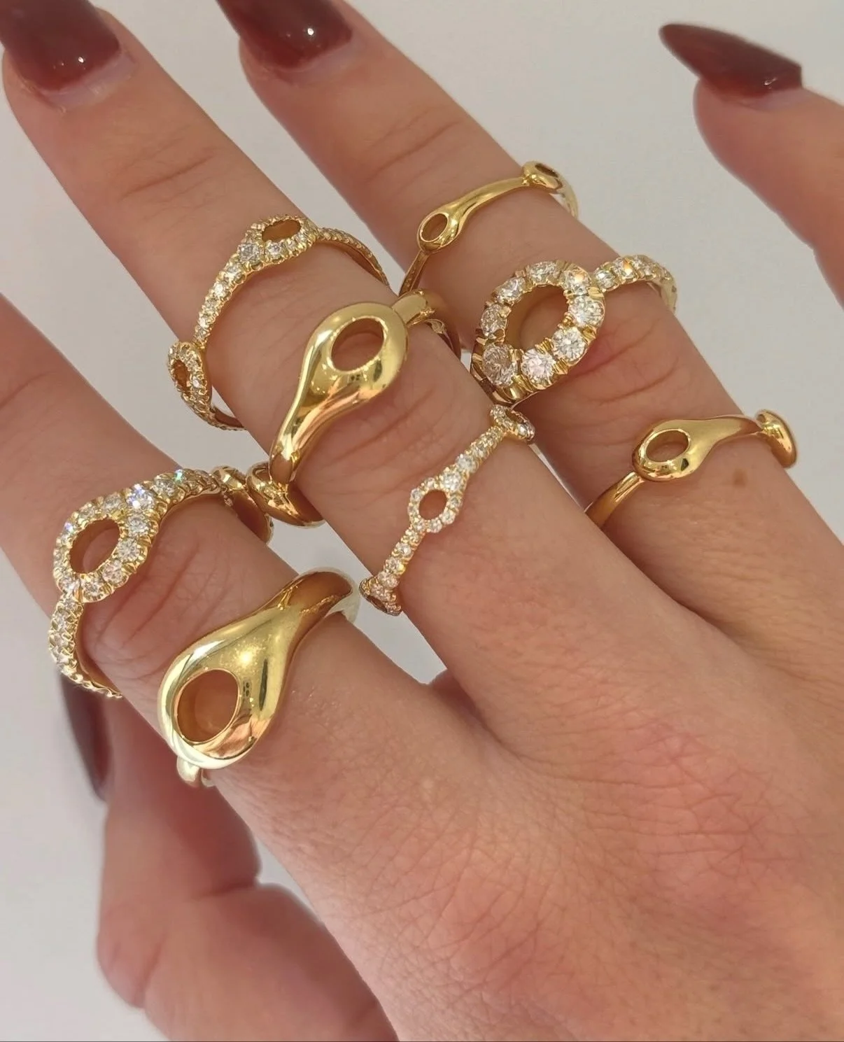 the @melissakayejewelry lola needle rings 😍✨

#vanbrockjewels #finejewelry #shoplocal #goldjewelry #jewelry #kcmo #kansascity #instajewelry #jewelryaddict #jewelrylover #jewelry #ring #diamonds #diamondring #diamondringgoals #ringoftheday #ringgoals