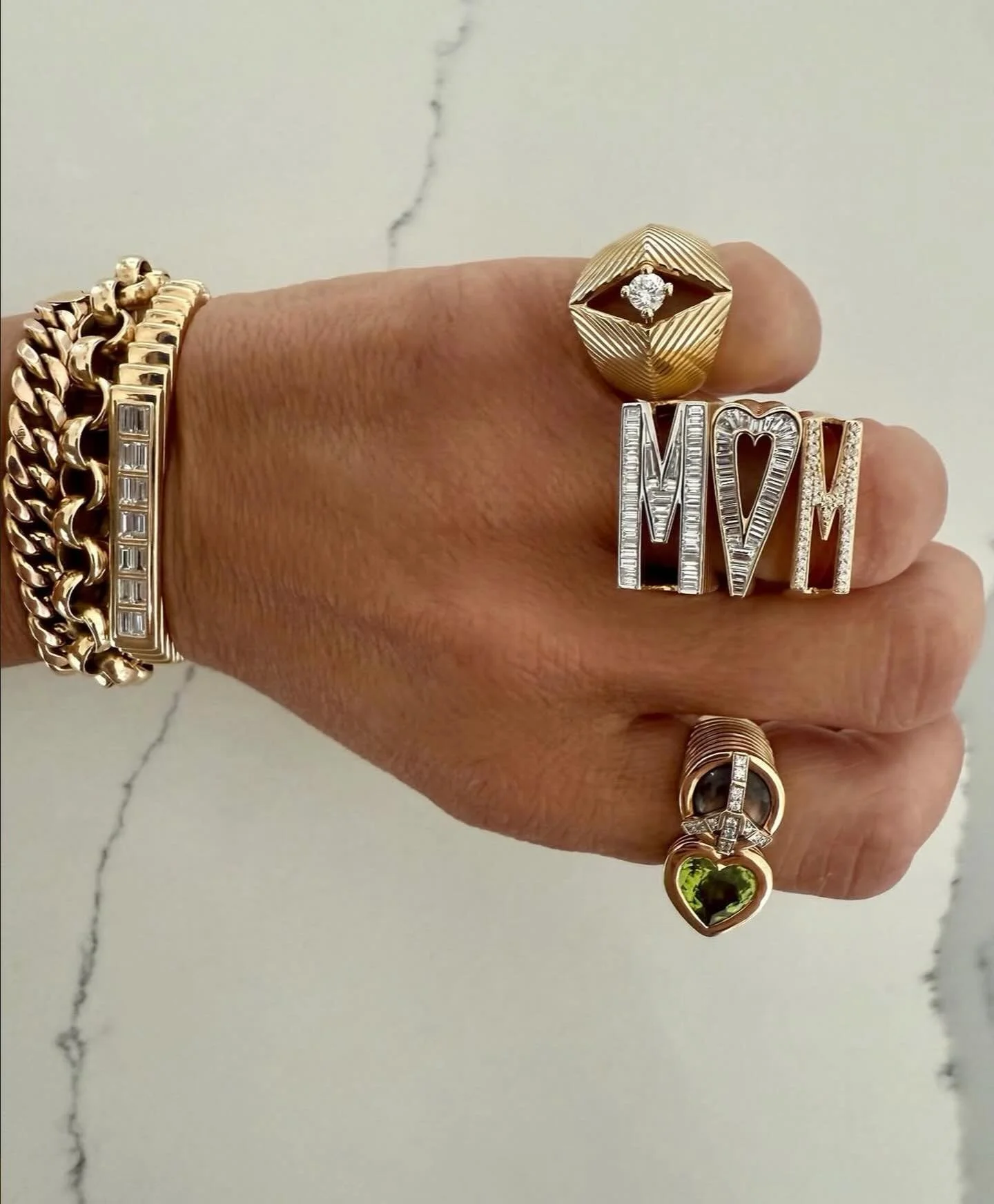 @helenarosedesigns favorites 😍

#jewelry #womensjewelry #rings #luxuryjewelry