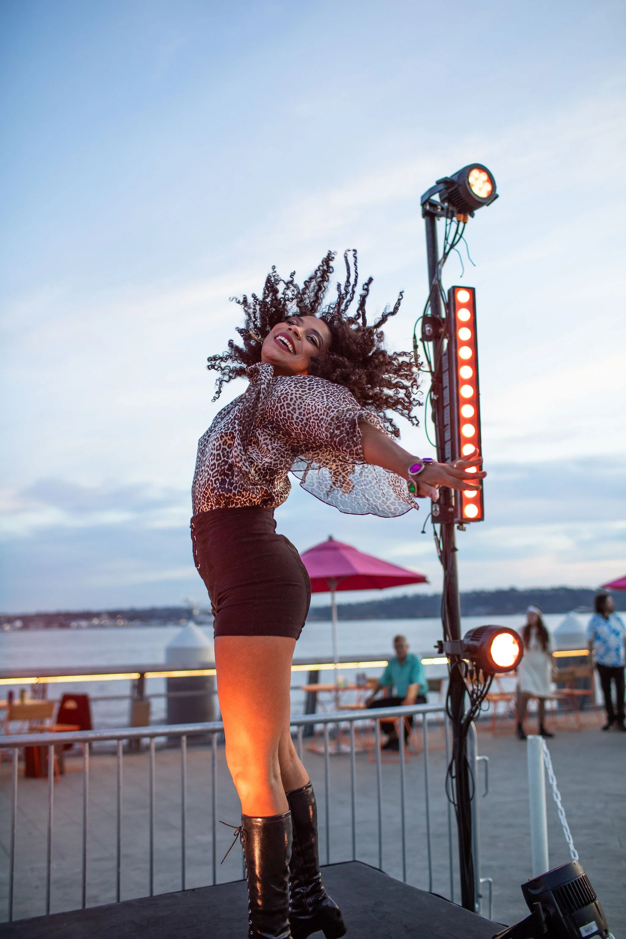 GimmeGimmeDisco_Pier62@PricklyPearPhotography-15.jpg