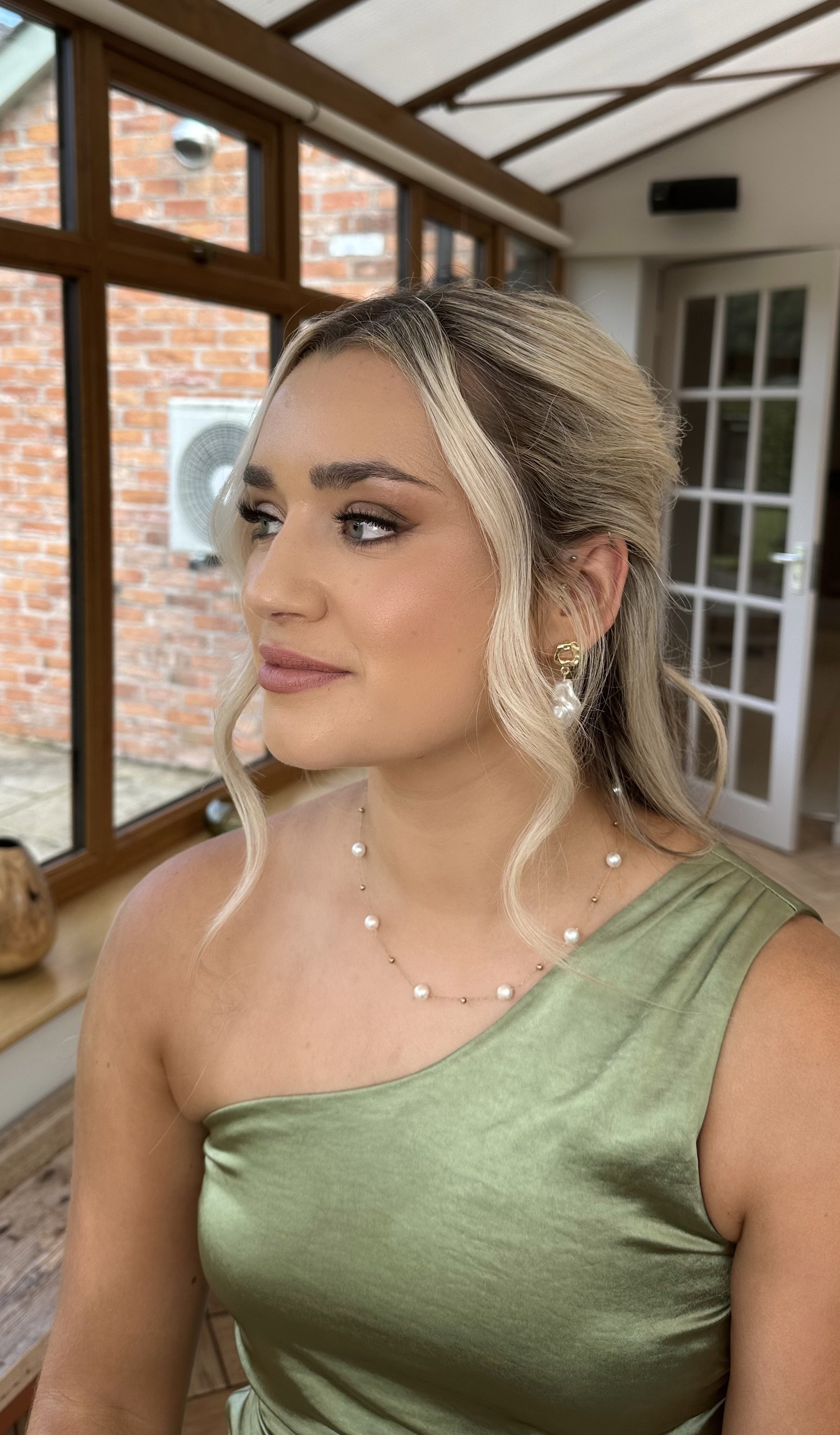 Facetune_03-09-2024-09-48-32 4.jpeg