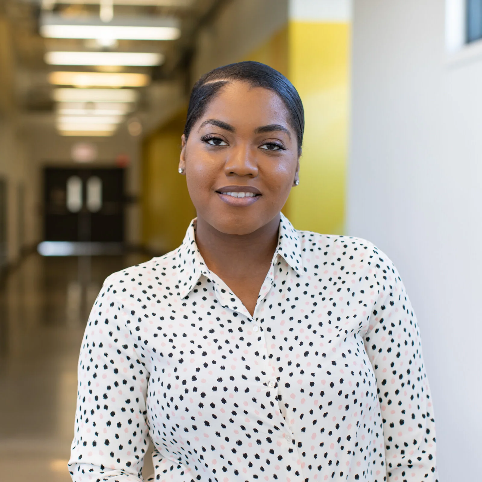 Brandi Lewis — Moving Everest