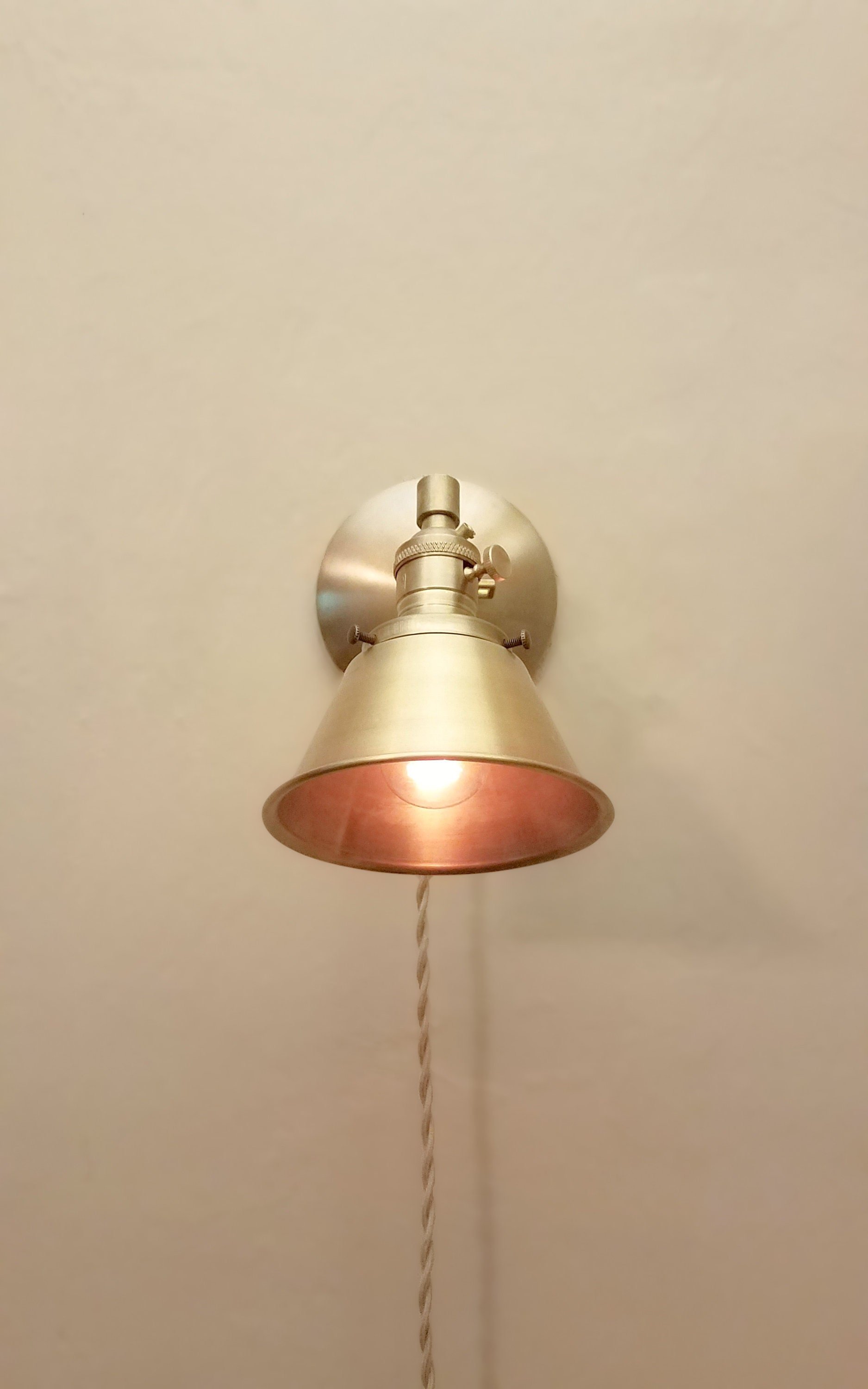 https://i.etsystatic.com/7866416/r/il/ae7d1b/2249373927/il_fullxfull.2249373927_hugi.jpg