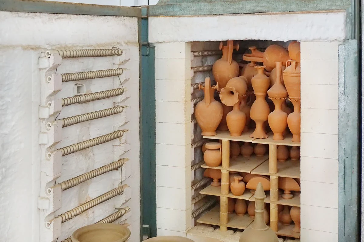 kiln_loading.jpg