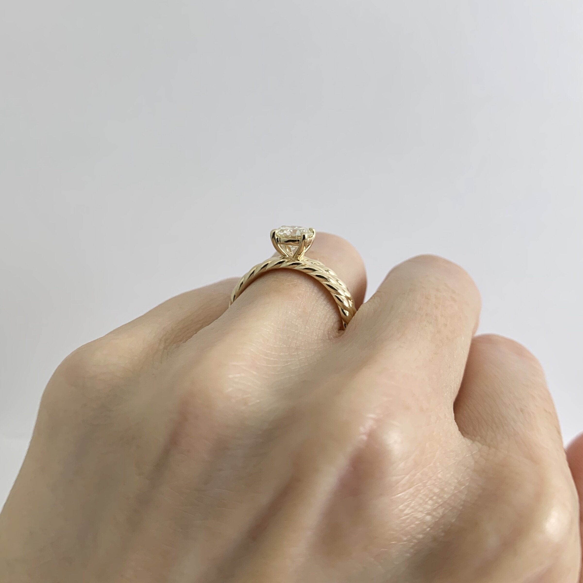 Balsam - Oval Lab Diamond Engagement Ring VS2 F (IGI Certified) –  BeverlyDiamonds