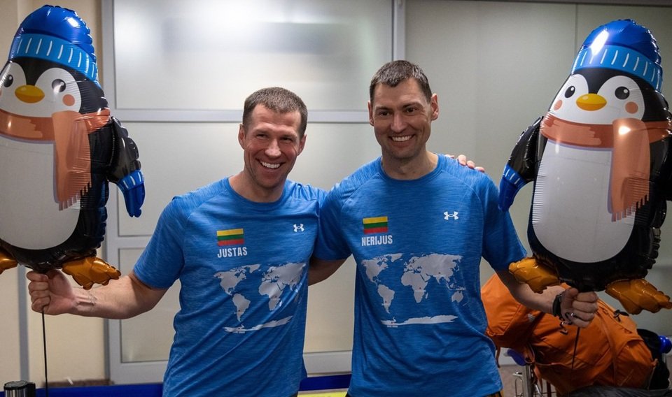 Lietuviai įkopė į "Septynias viršūnes"