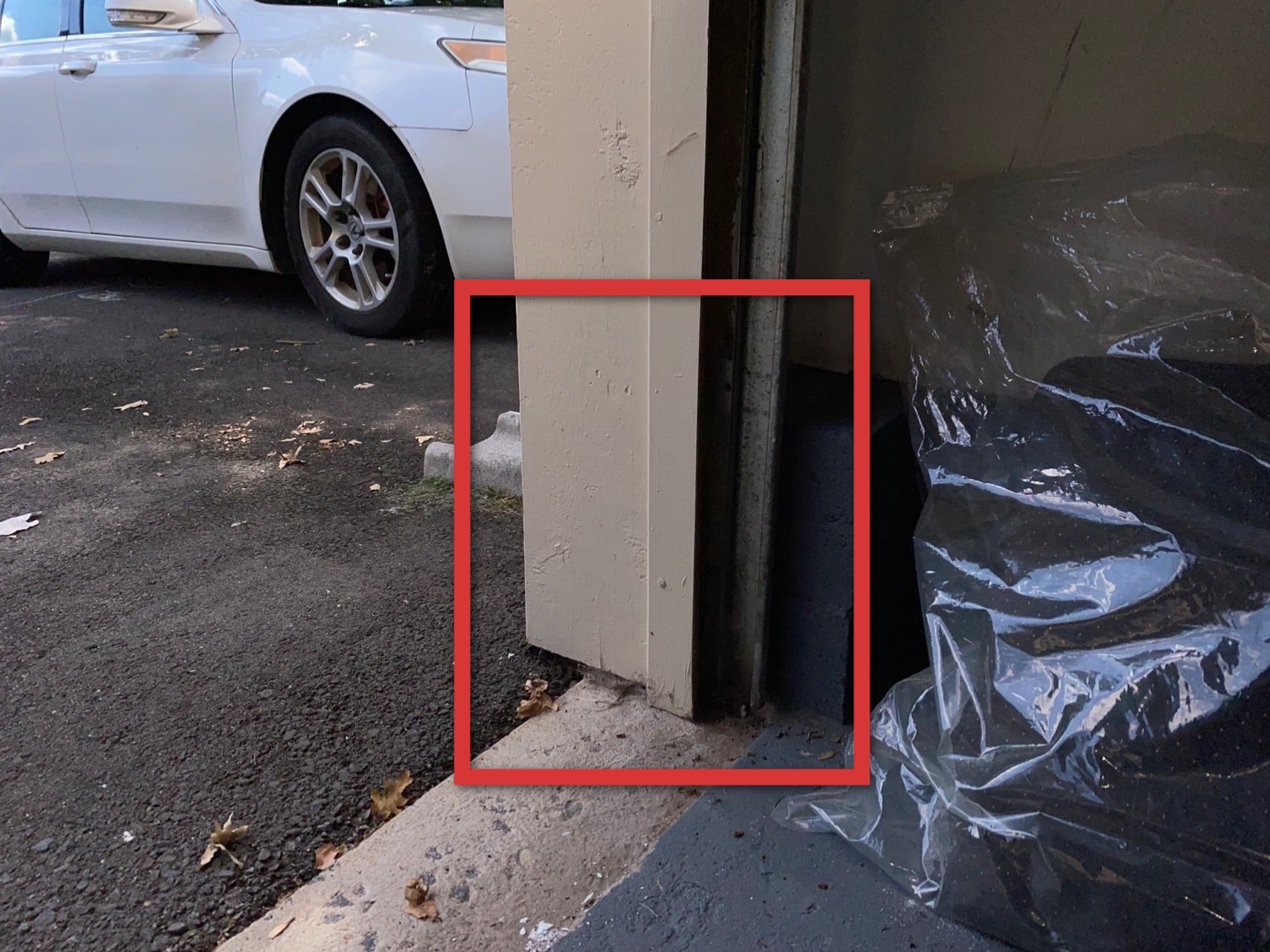 Garage door missing safety reverse sensors.