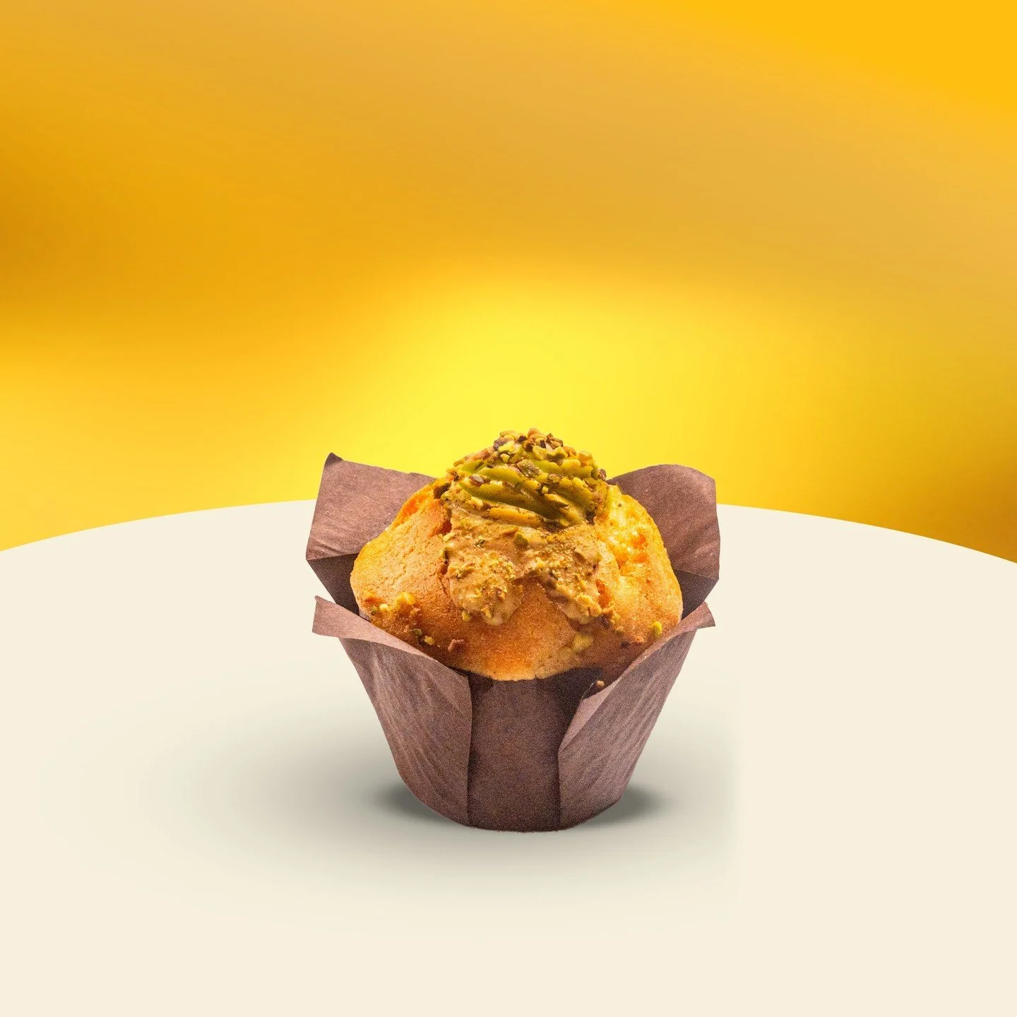 Iets zoets nodig? 🧁💚
Onze nieuwe muffin, gevuld met pistachecr&egrave;me, is precies het december-genot dat je zoekt.

Treat yourself &mdash; it&rsquo;s an eitje.