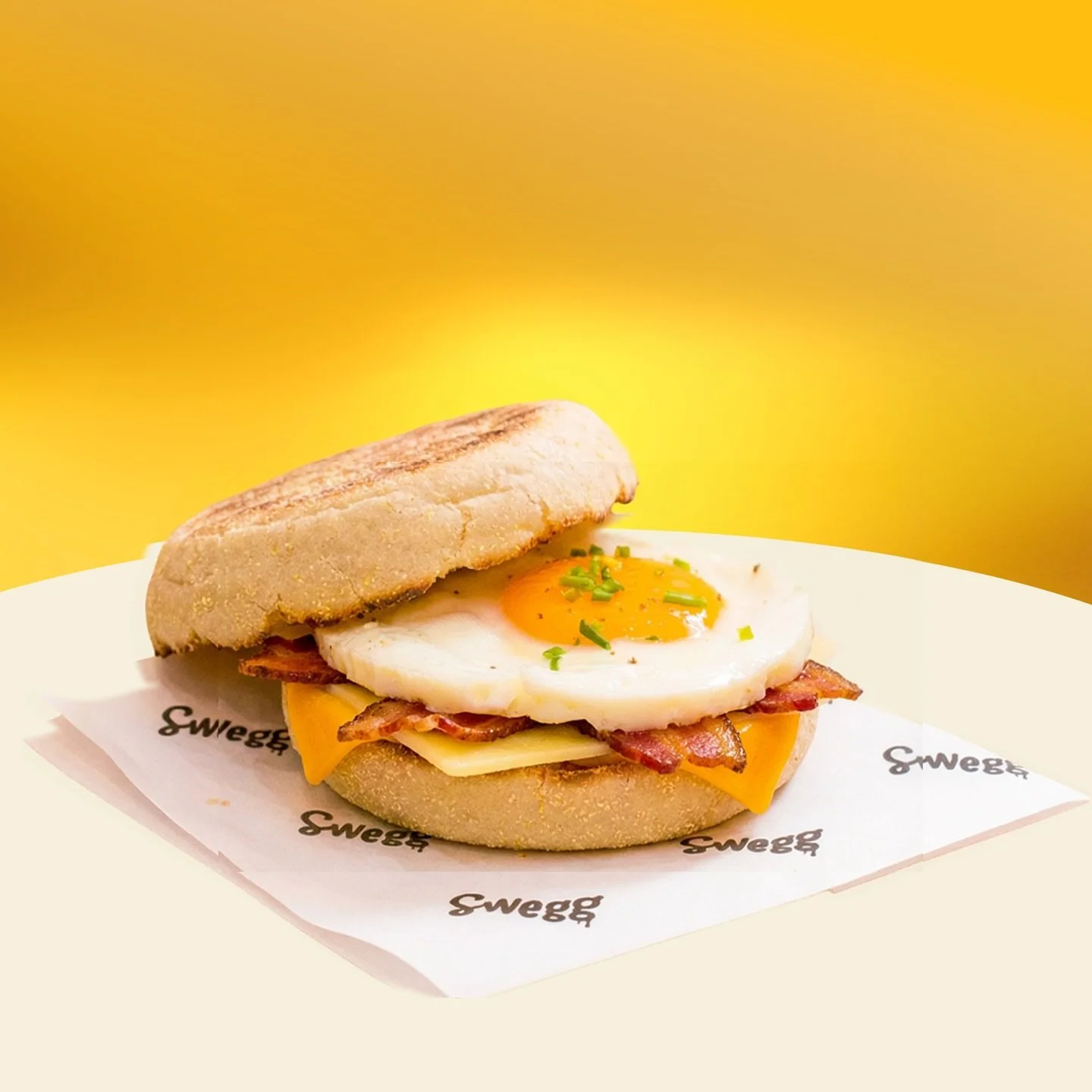 We zeggen het nog maar &eacute;&eacute;n keer.
Vanaf NU gaan de bestellingen open op thuisbezorgd.nl
Beperkt aantal.

Als je dit leest, ben je nog op tijd.

Wat zit erin?

🥤 2x verse jus d&rsquo;orange

🥣 2x yoghurt met passion-mango of aardbeien s