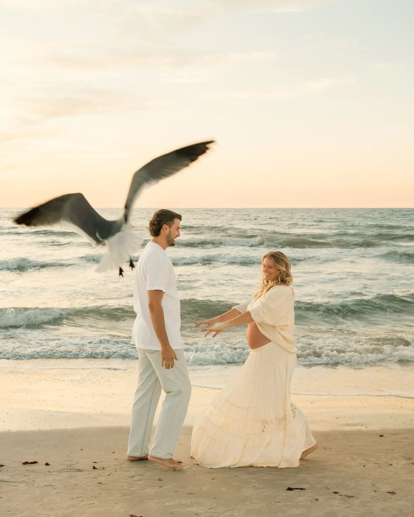 Mom &amp; Dad to be🫶🏻
Sooo many maternity sessions coming up, and I couldn&rsquo;t be more excited! Truly some of the most special sessions!!
&bull;
&bull;
#clearwaterphotographer #stpetephotographer #tampaphotographer #maternityphotoshoot #couples