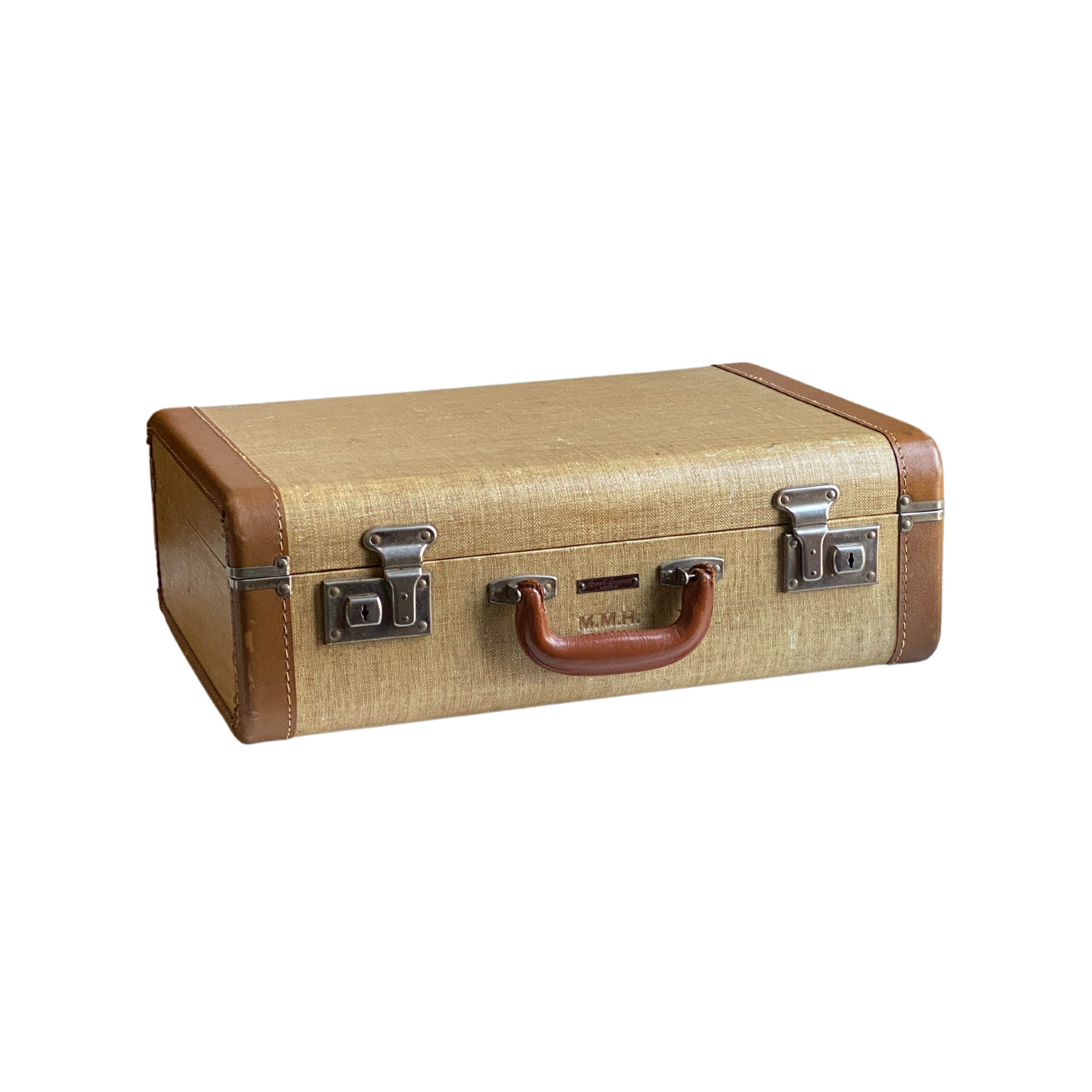 MMH suitcase closed.png