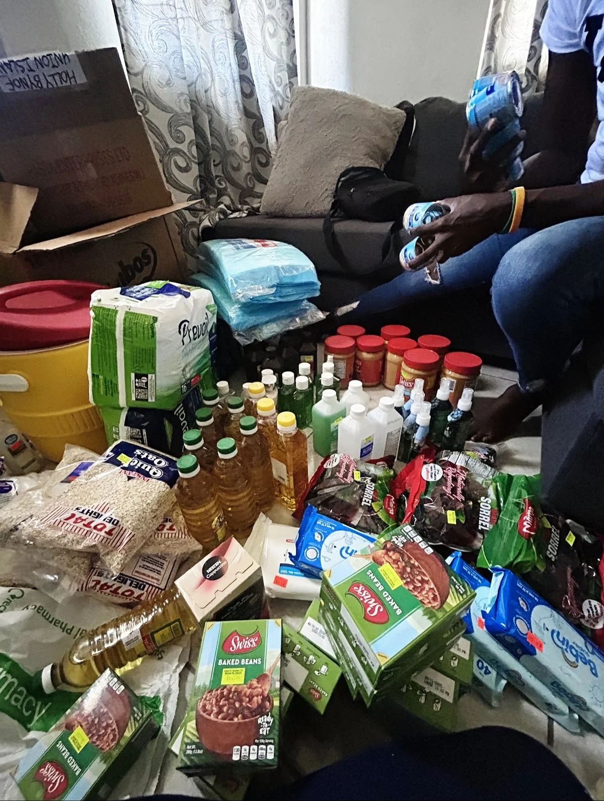 🩵 Community Love in Action 🩵

The Hub Collective extends heartfelt thanks to everyone who donated to our efforts to the elders who continue to be affected by #HurricaneBeryl in the Southern Grenadines.

Your generosity and care will go a long way i