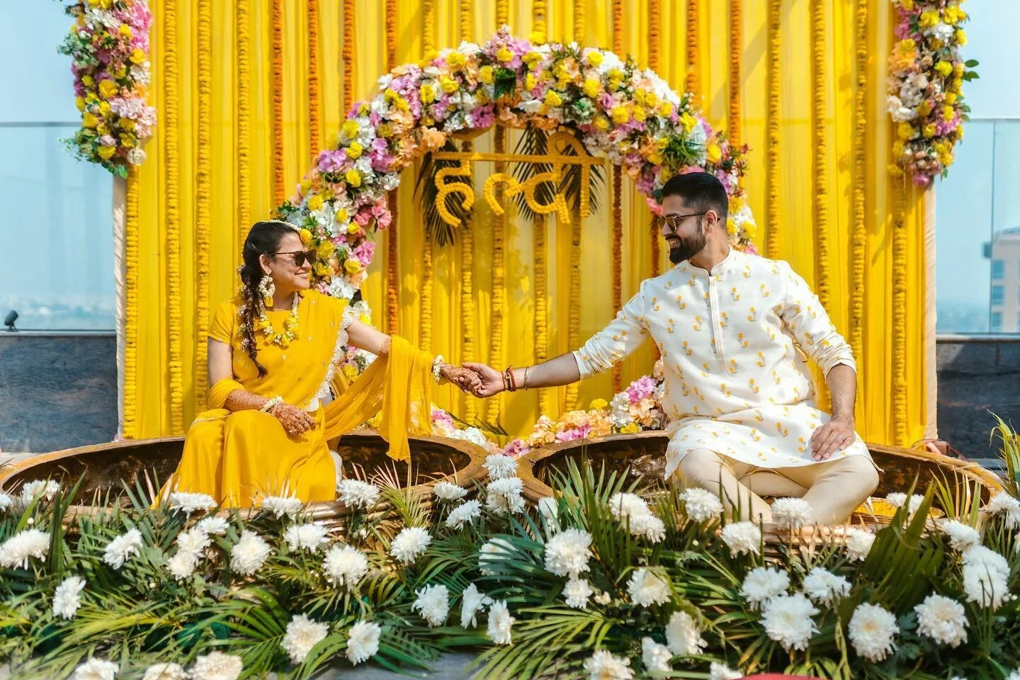 In frame :- Shovan &amp; Gayatri

@wedding_vault

#wedmeplz #wedzo #weddingbrigade #weddingzin #weddingbling #weddingzasia #wedsingwireindia #weddingfables #weddingsutra #weddingmantra #zowed #wedzo #shaadiwaliinspirations #shaadimagic #shaadisaga #s