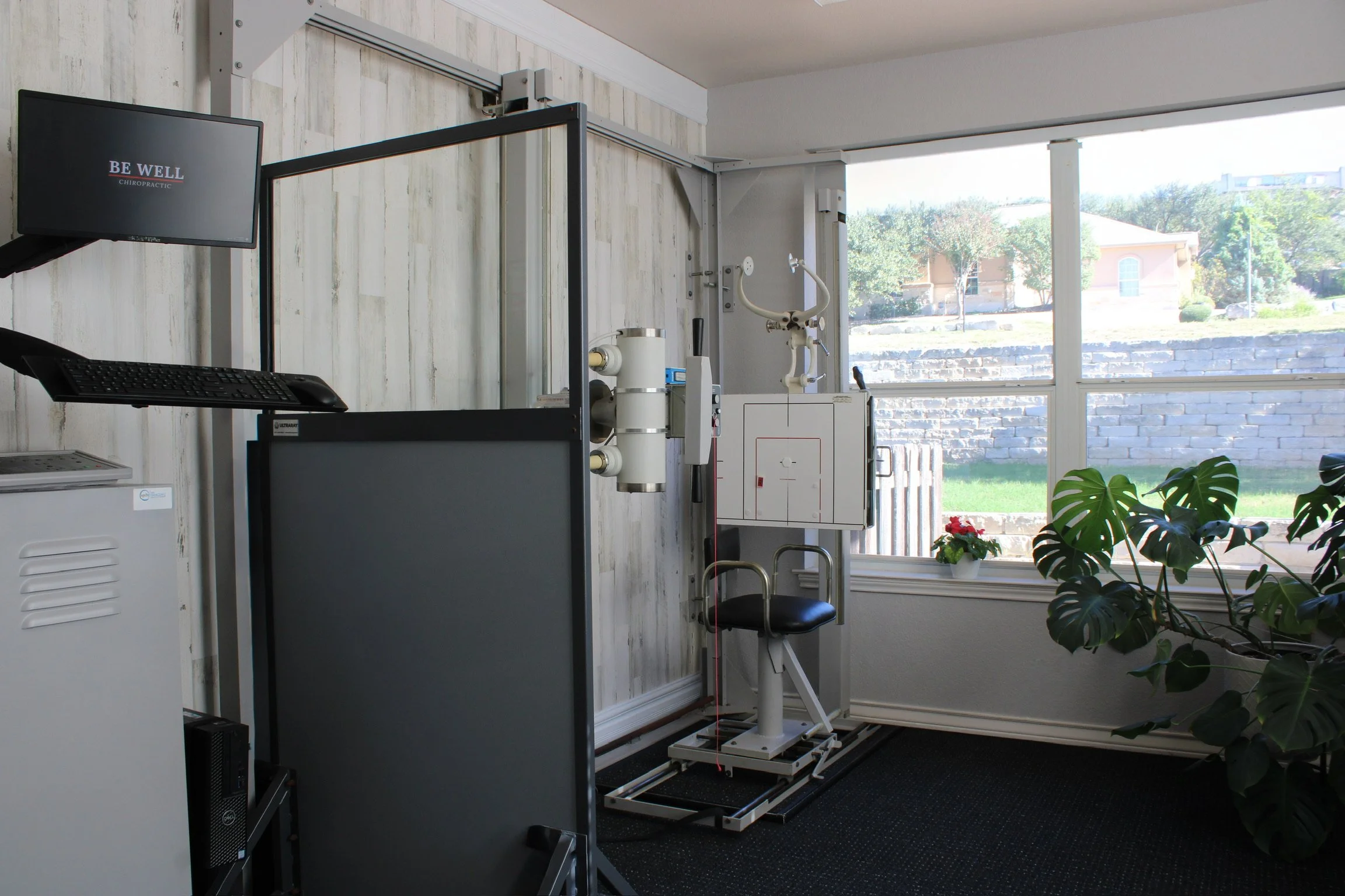 Austin Chiropractor X-RaysDigital X-ray equipment used for precise upper cervical spine analysis at Be Well Chiropractic in Lakeway, TX
