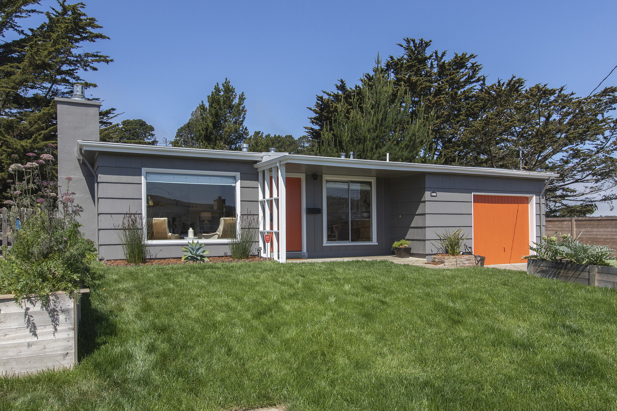 SOLD! 1030 Gilman Dr, Broadmoor Village