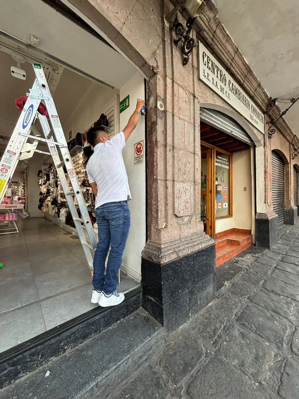 REMODELACIÓN DE TIENDA