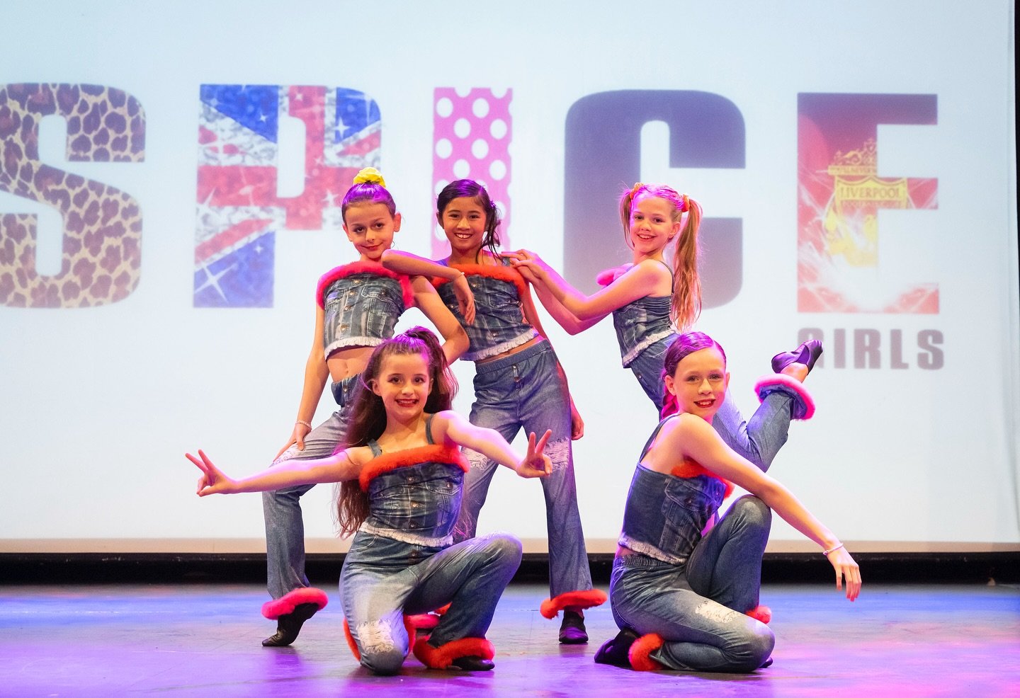 THROWBACK to our 2024 EOY Concert💥 

Look at all these incredible action shots by our amazing photographer @vickiskarratt - we love them all! 📸 

Can&rsquo;t wait to work our magic in the studio space for our first Saturday back for 2025! ❤️🖤🤍