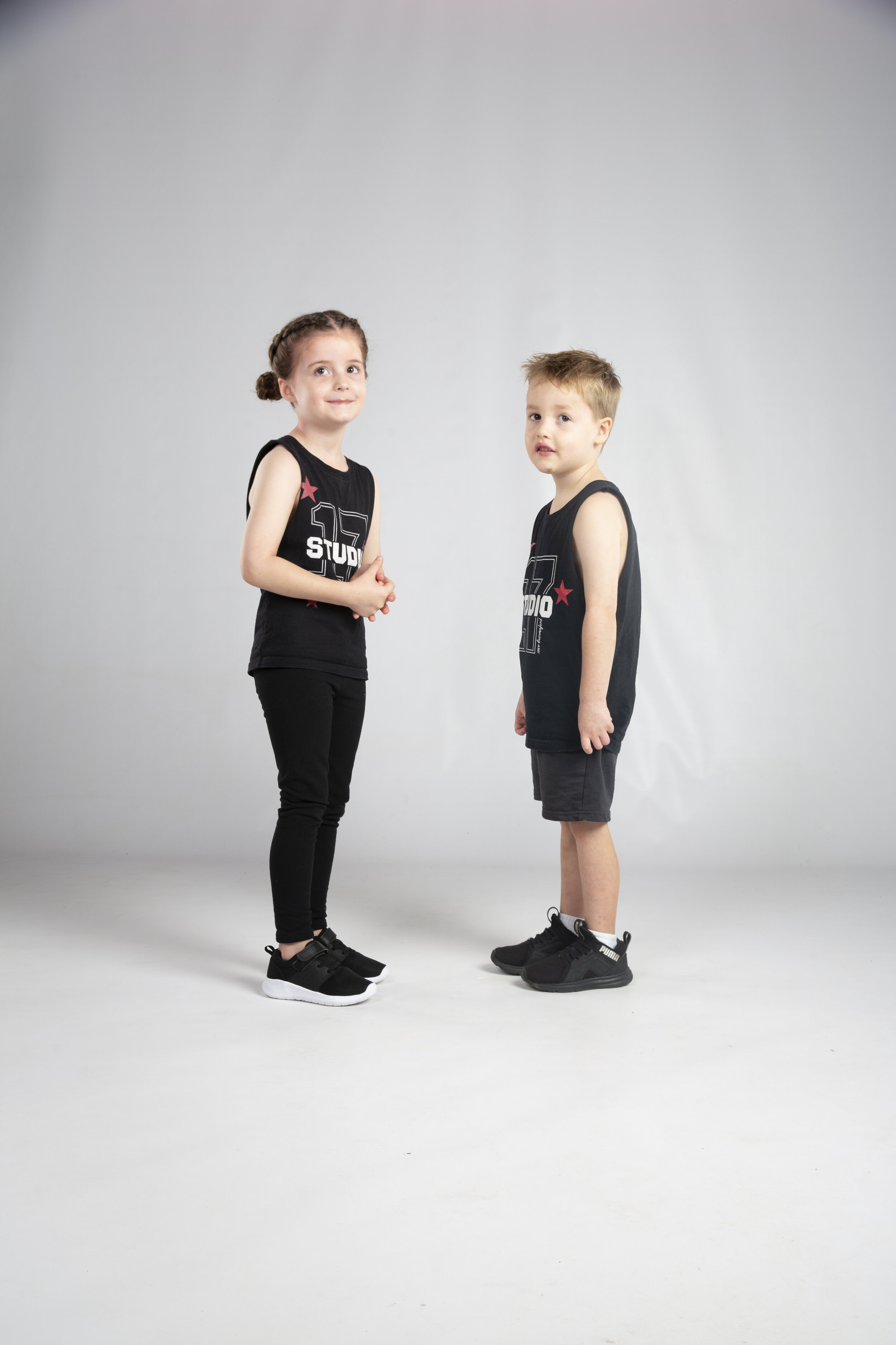 UNIFORM2-S17.jpg