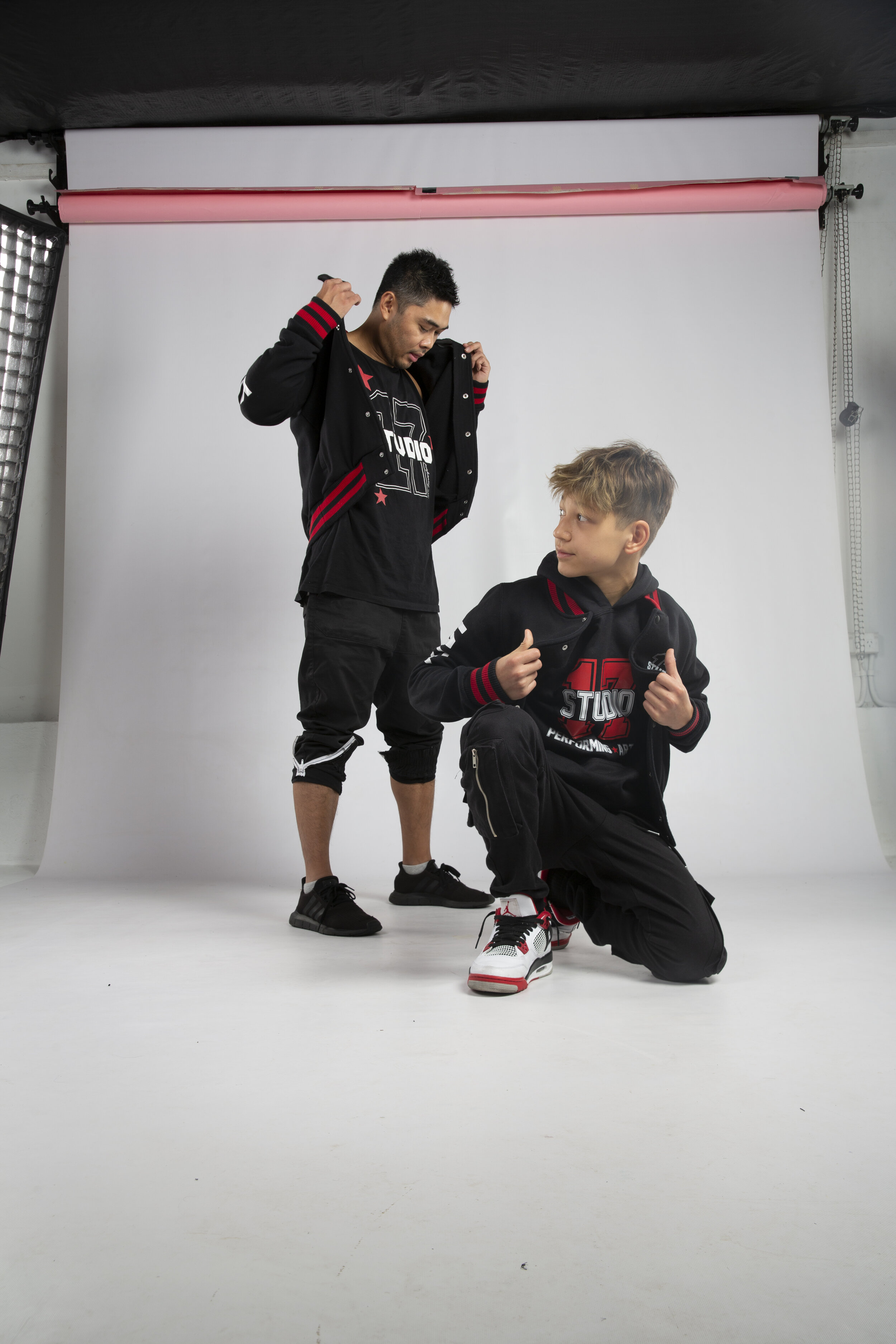UNIFORM12-S17.jpg