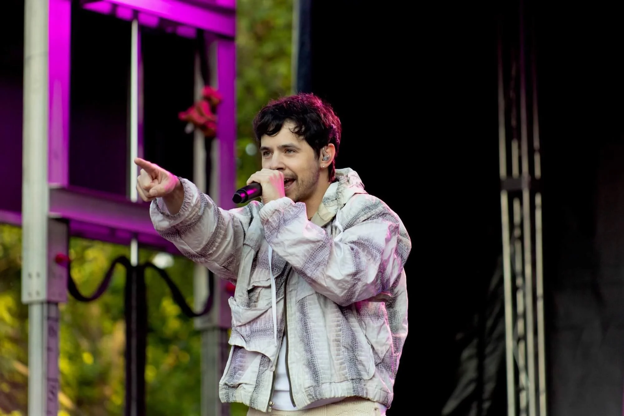 Pittsburgh Pride - Concert Lighting - 4.jpeg