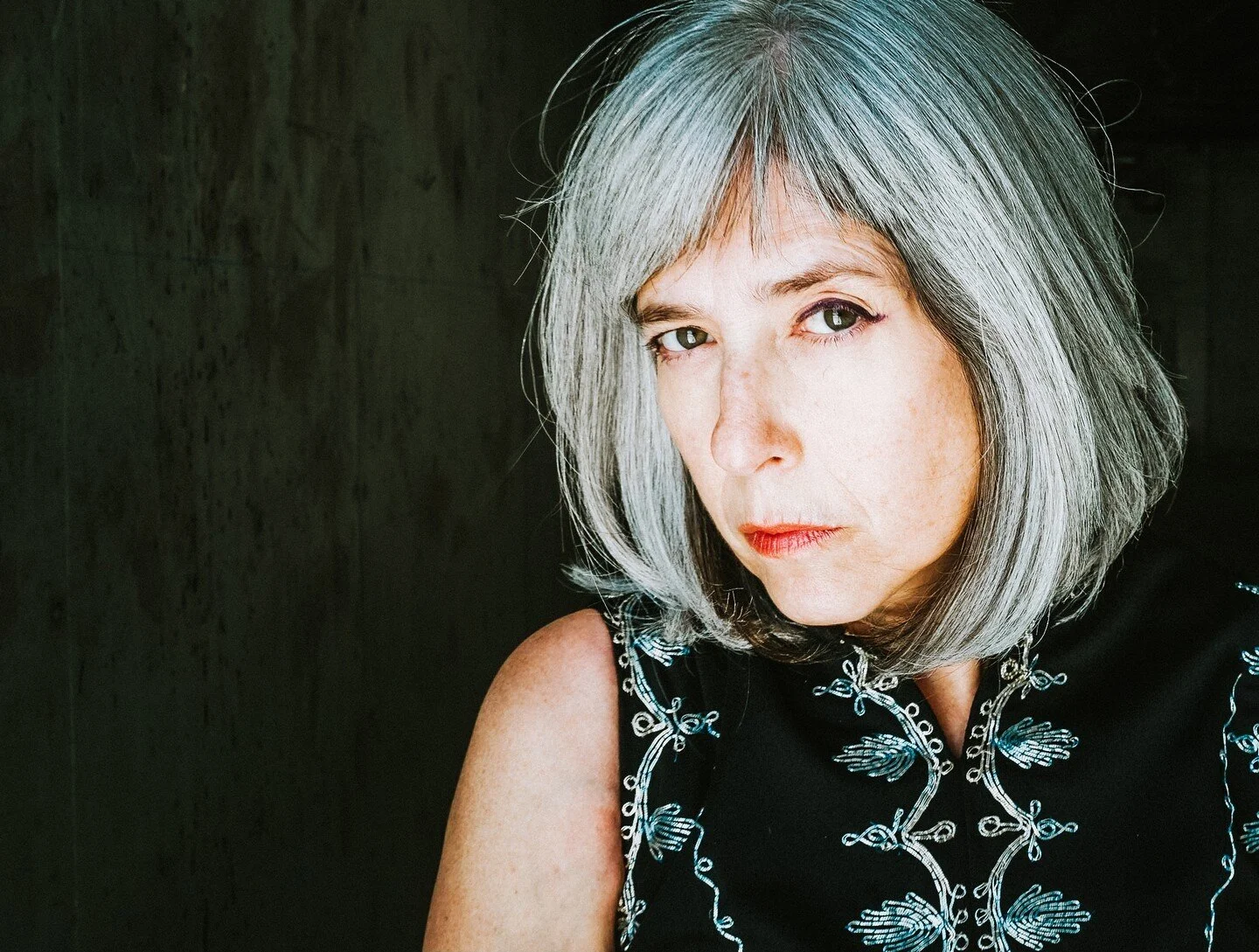 Im making space for all my moods. People who know me know I'm a photographer @geraldine_bien which means I'm usually on the other side of the camera.

Creating a self portrait feels vulnerable - always. Im used to seeing myself through you. My husban