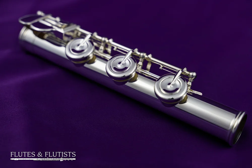 YAMAHA Semi-Professional Flute | YFL-577 — FLUTES & FLUTISTS 