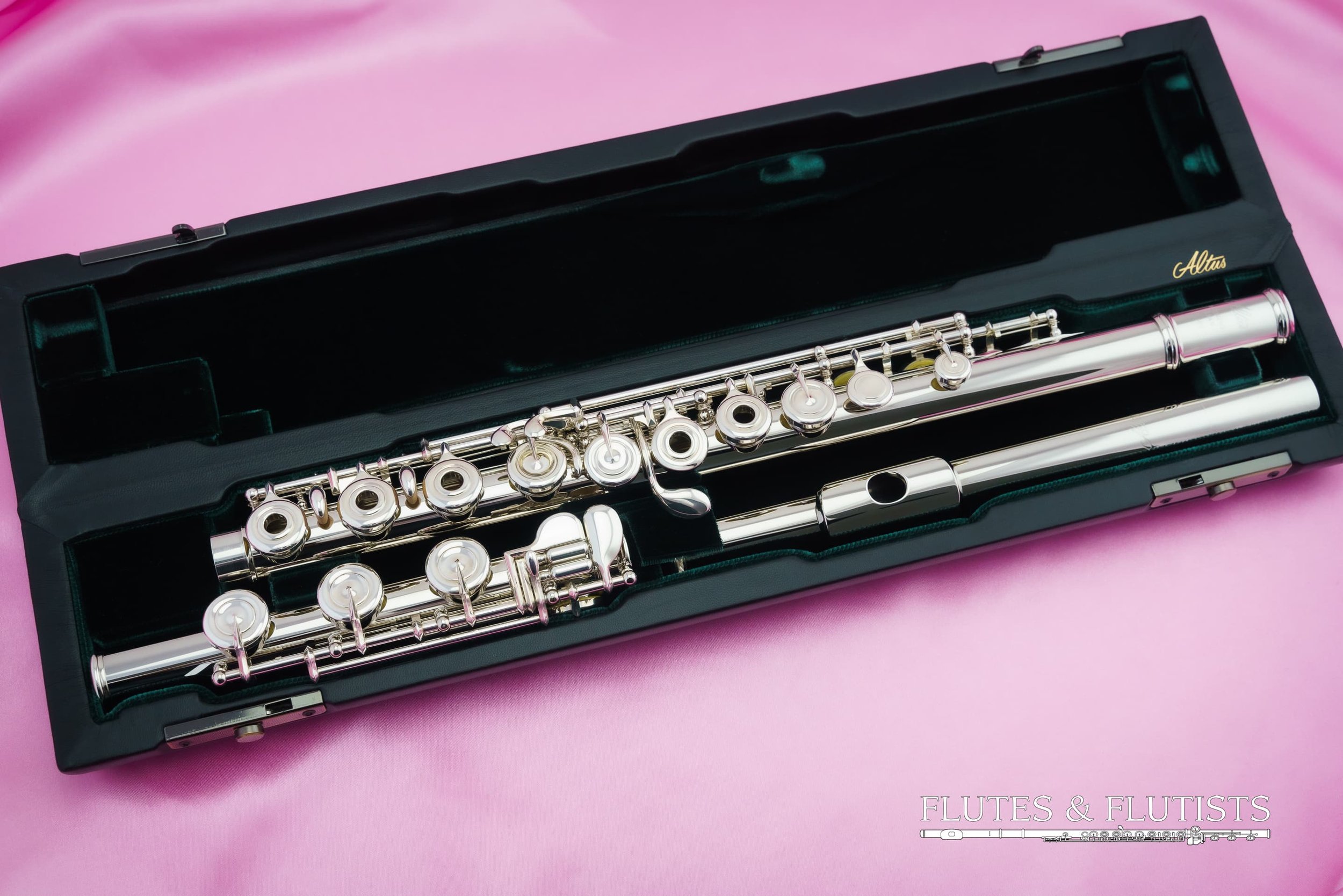 MX_01461-min.jpg