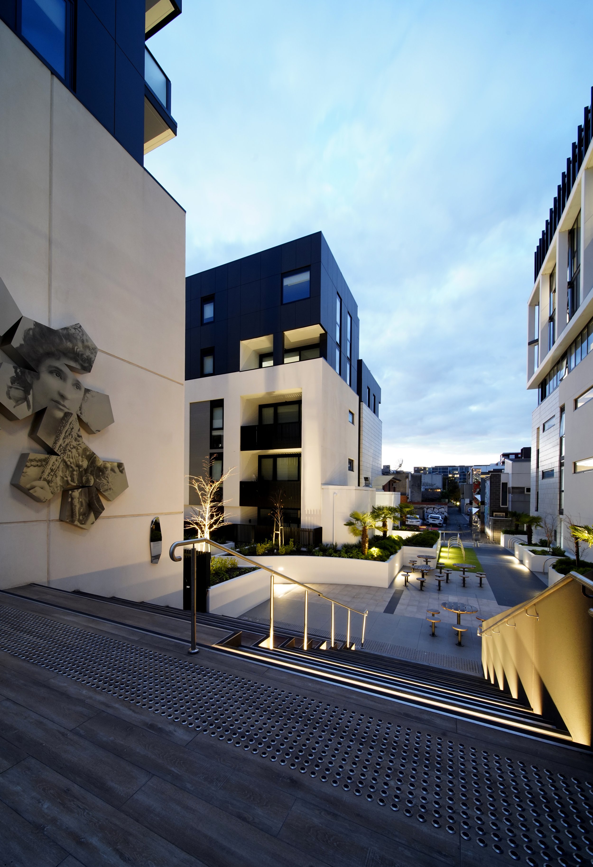 LILY GARDEN 171 BUCKINGHAM STREET - ARTISAN ARCHITECTS 01.jpg