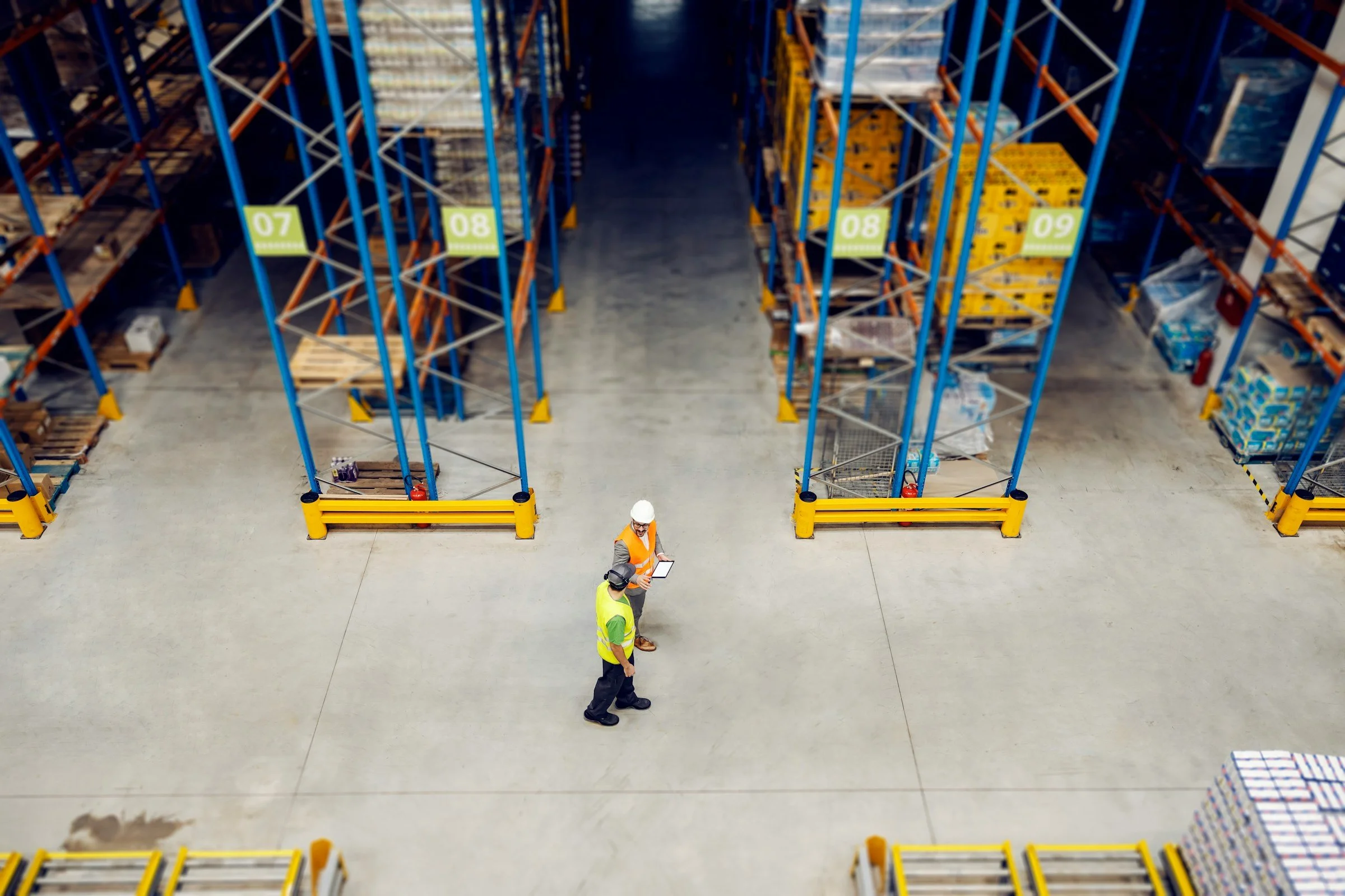 Peacock Bros. Streamlines Warehouse Operations for a Global Information Management Leader 