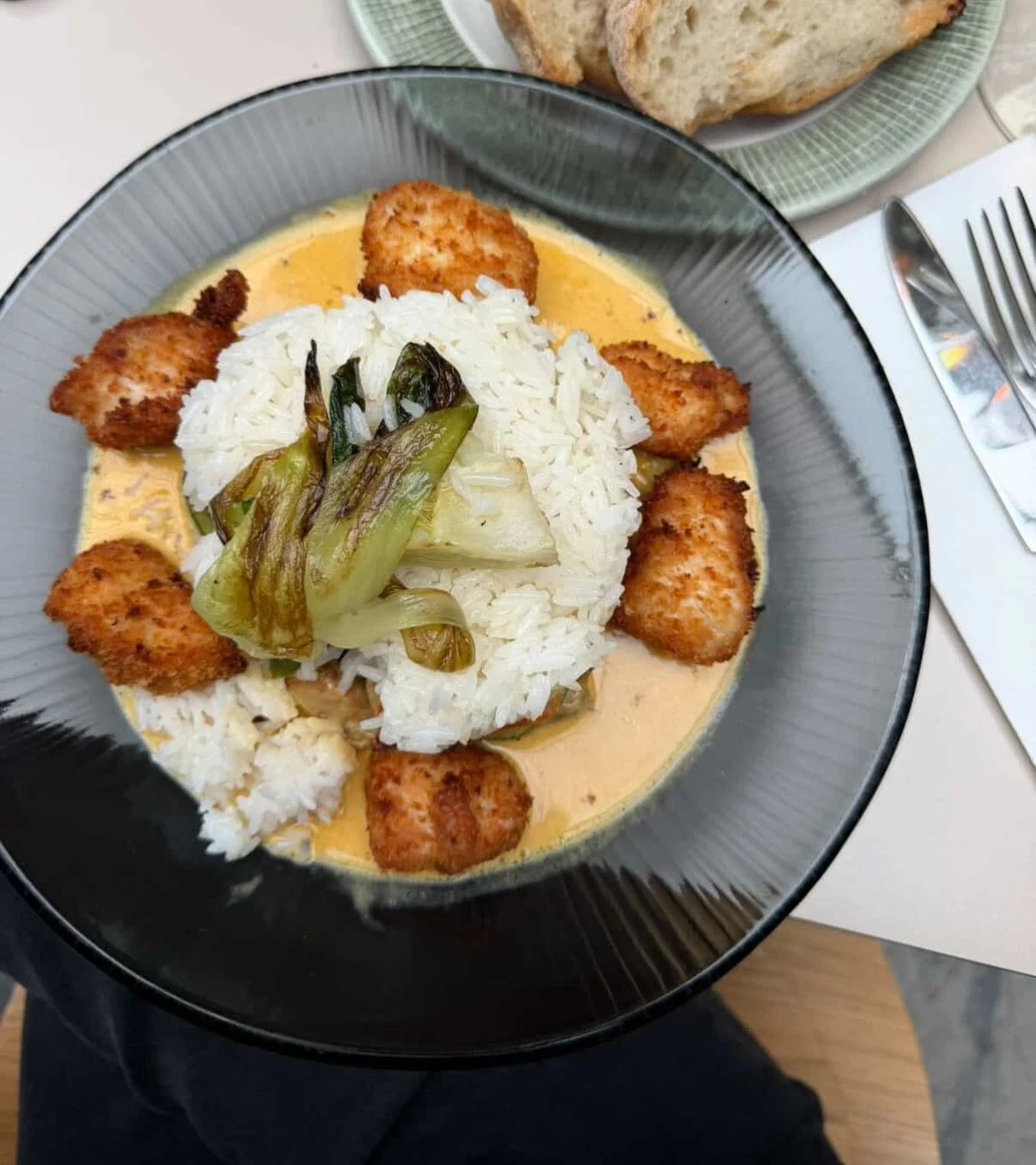 Kann man schon vom Ansehen satt werden? 🤤
Bei @elaines.greenhouse schmeckt alles so gut, wie es aussieht. 💚
➖ #neuerothof #frankfurtammain #frankfurtdubistsowunderbar