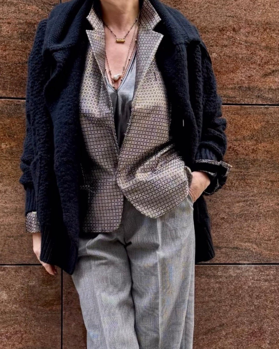 Classy in the cold @kionkatrin 🌟

➖
#neuerothof #frankfurtammain #frankfurtdubistsowunderbar