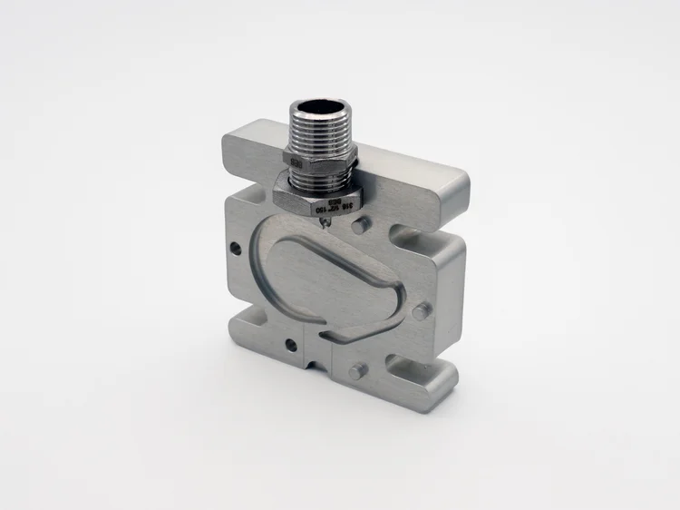 Custom carabiner clip moulded from recycled plastic