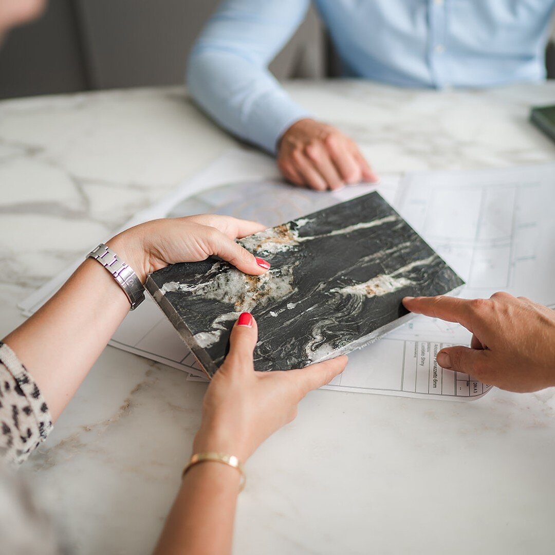 #ideenschmiede | Alles beginnt mit einer Idee. Egal ob gro&szlig;es oder kleines Projekt, egal Bad, Treppe, K&uuml;che, Wandverkleidung, Fassade oder Bodenbel&auml;ge - alle haben eins gemeinsam: F&uuml;r uns stehen unsere Kunden und ihre W&uuml;nsch