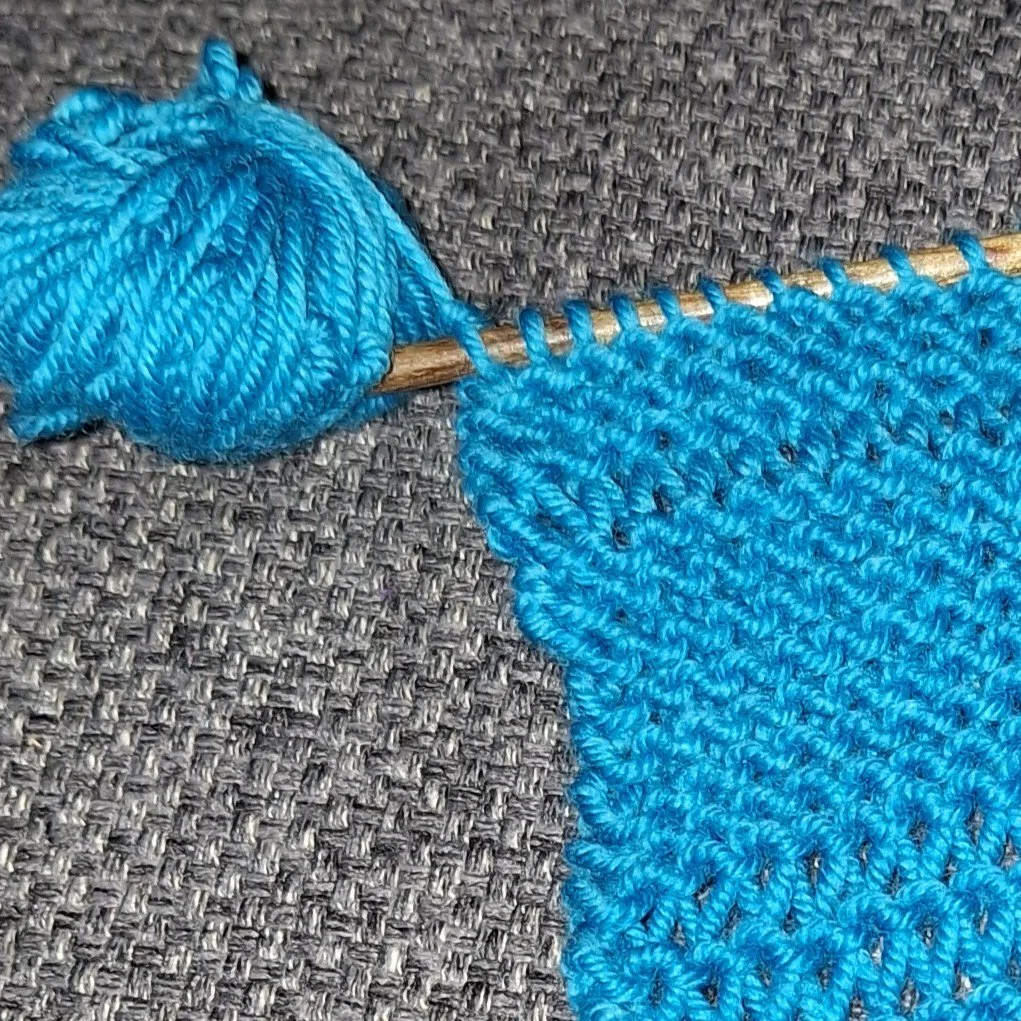<span class="sqsrte-text-color--darkAccent">Stricken lernen</span>