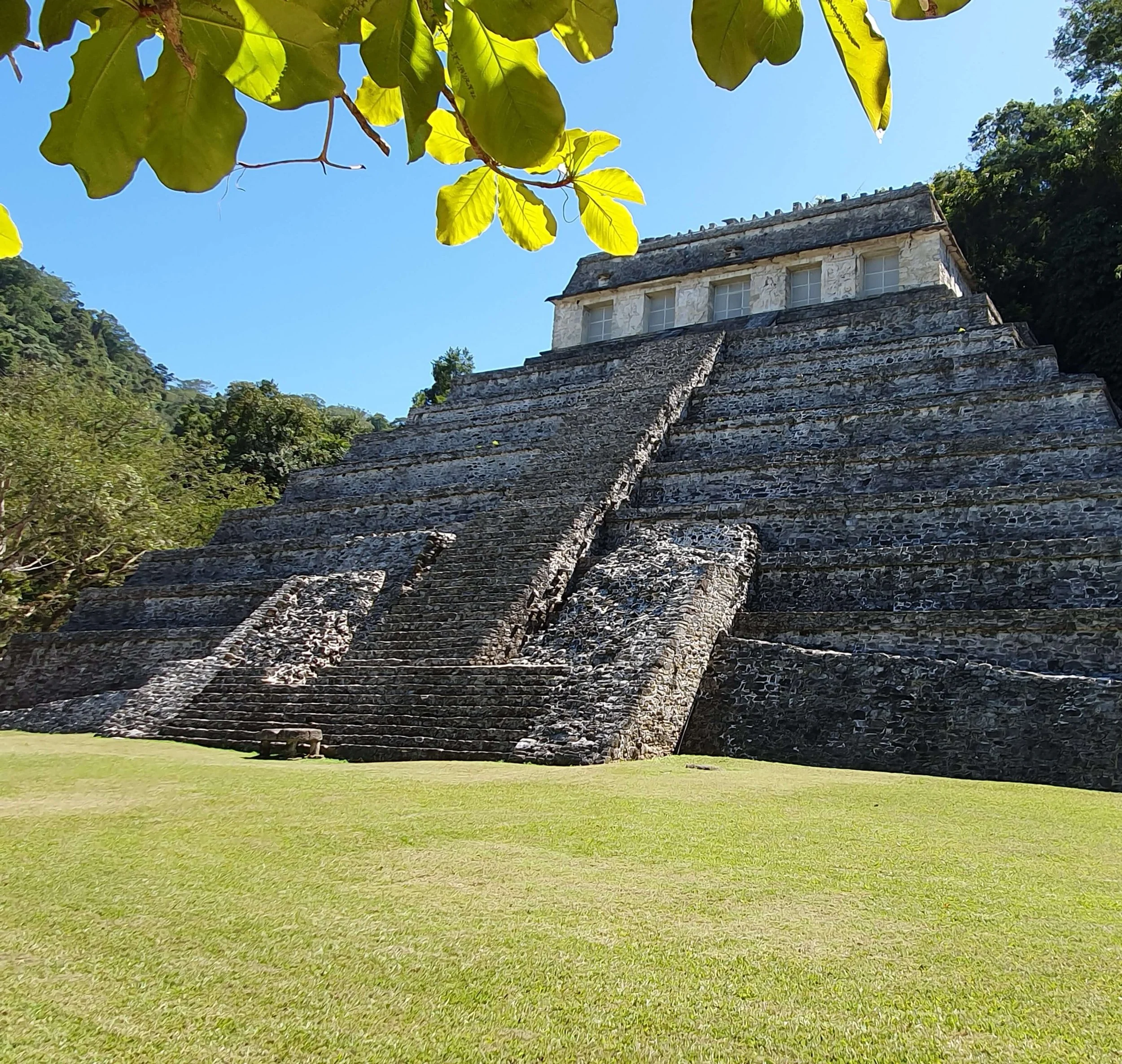 Von Göttern und Menschen - Eine Reise durch das alte und neue Mexiko 