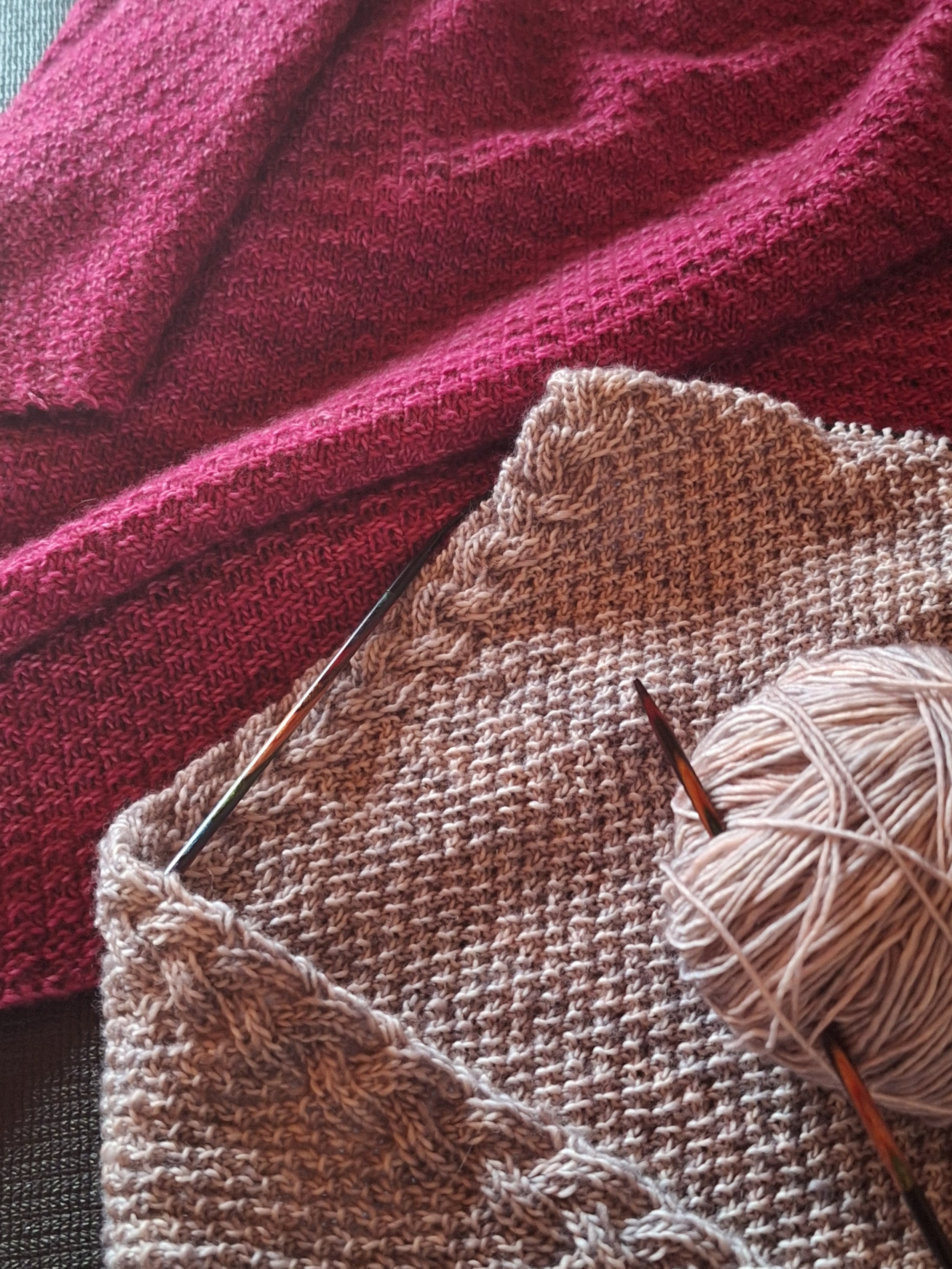 <span class="sqsrte-text-color--darkAccent">Dreieckstuch stricken</span>