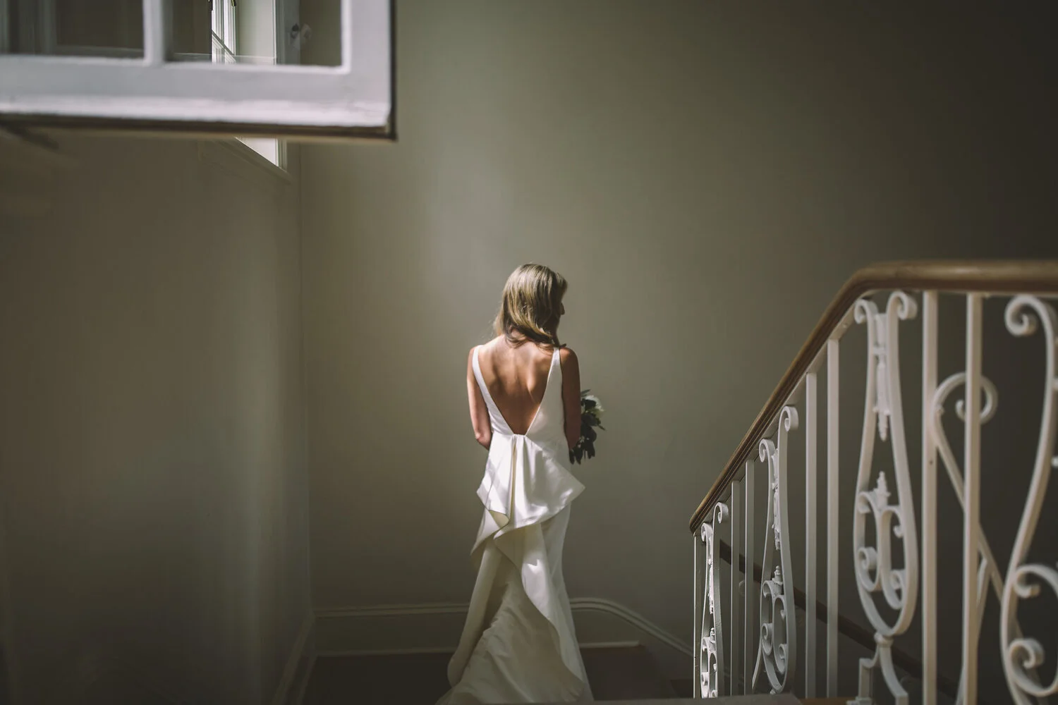 01Wedding_Molly&Ian_GettingReady-1-341.jpg